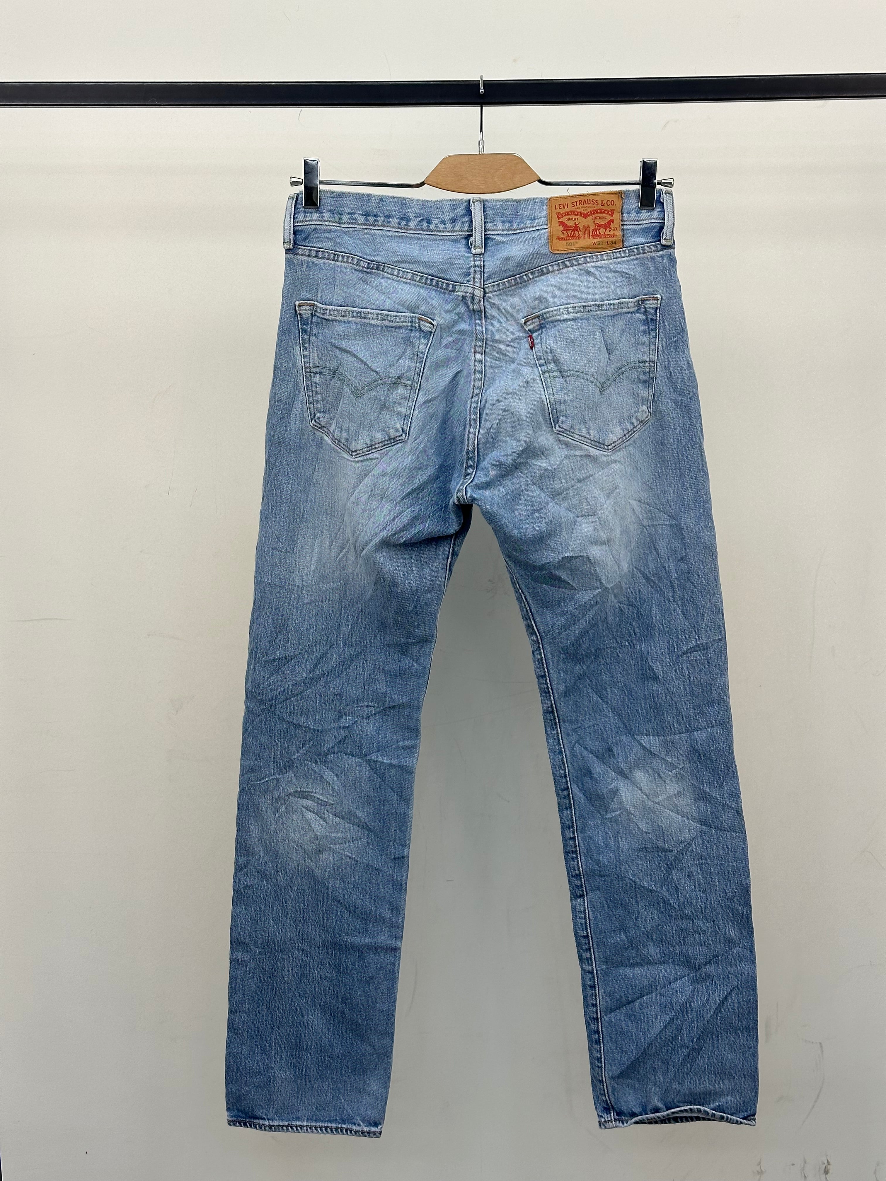 LEVI'S 501 REGULAR FIT: 46 ITA = W32 L34