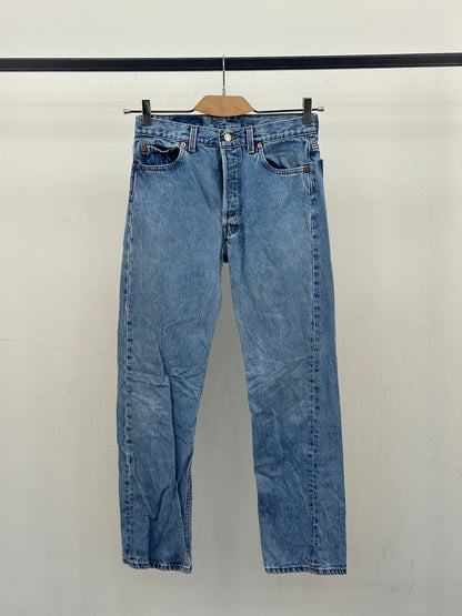 LEVI'S 501 REGUALR FIT: 44 ITA = W30 L30