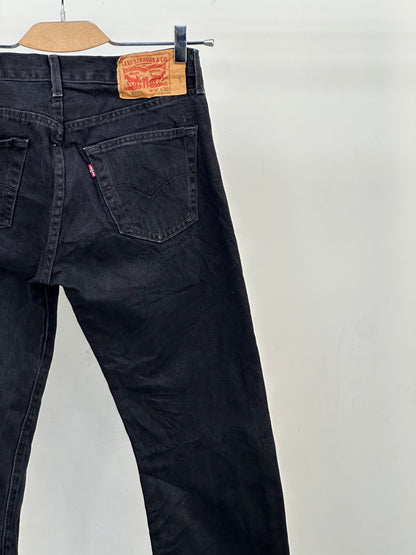 LEVI'S 501 REGUALR FIT: 44 ITA = W30 L30