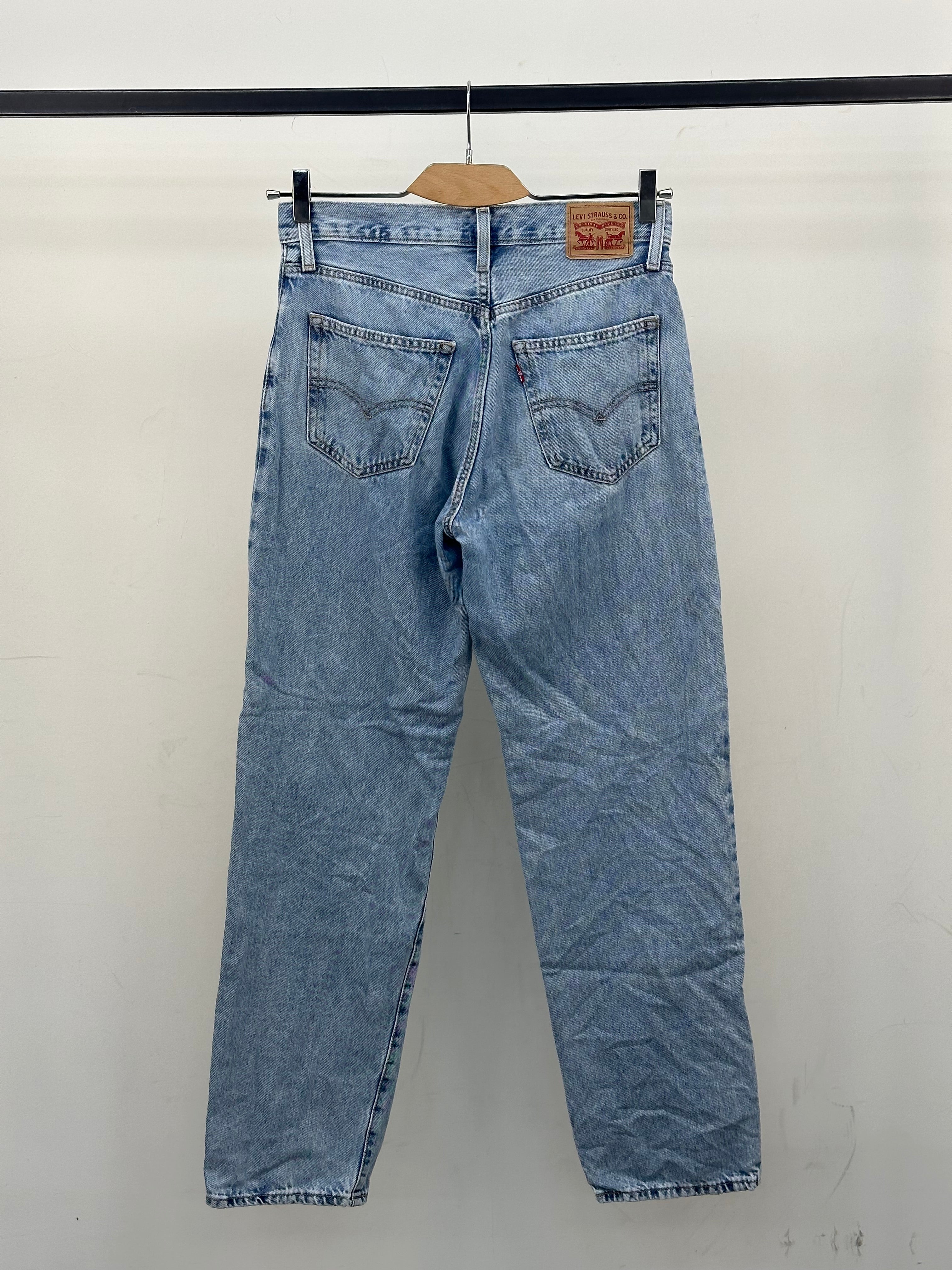 LEVI'S 94 BAGGY: 42 ITA = W28 L32