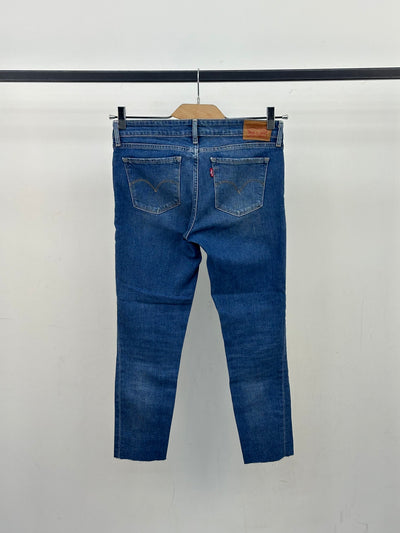 LEVI'S 711 SKINNY: 40 ITA = W26 L32