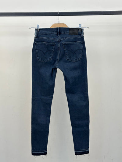 LEVI'S 710 SUPER SKINNY: 40 ITA = W26 L30