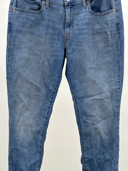 LEVI'S BOYFRIEND W31 L32