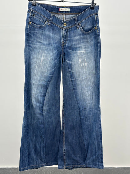 LEVI'S CUSTOM BOOTCUT W31