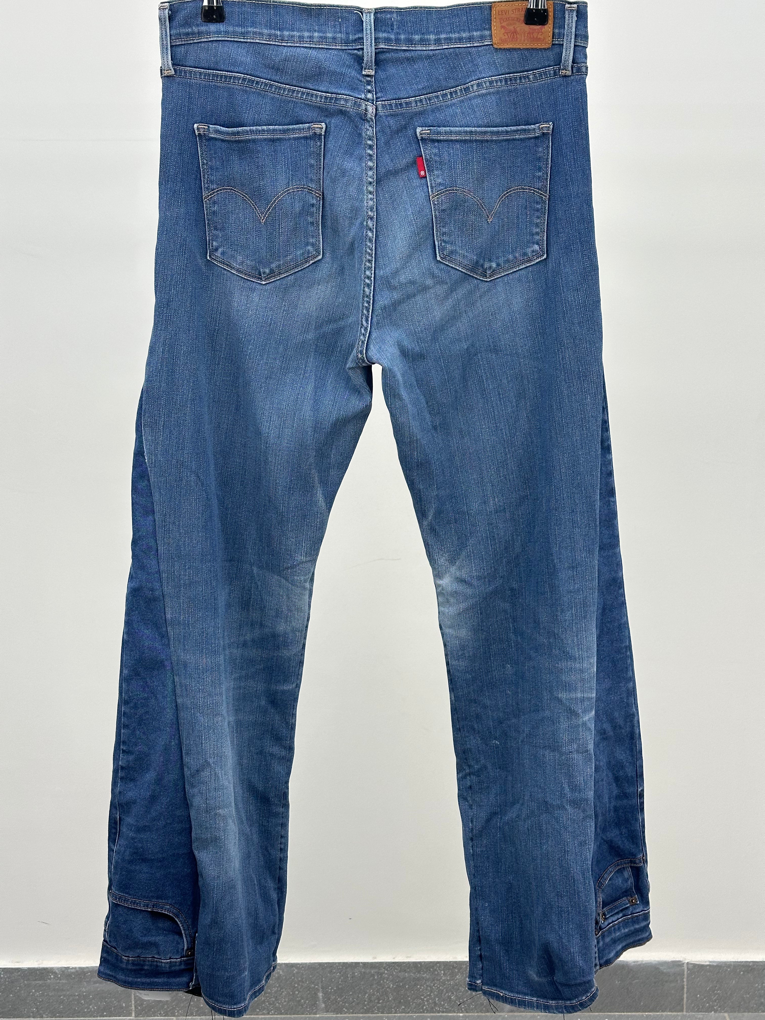 LEVI'S CUSTOM BOOTCUT W32