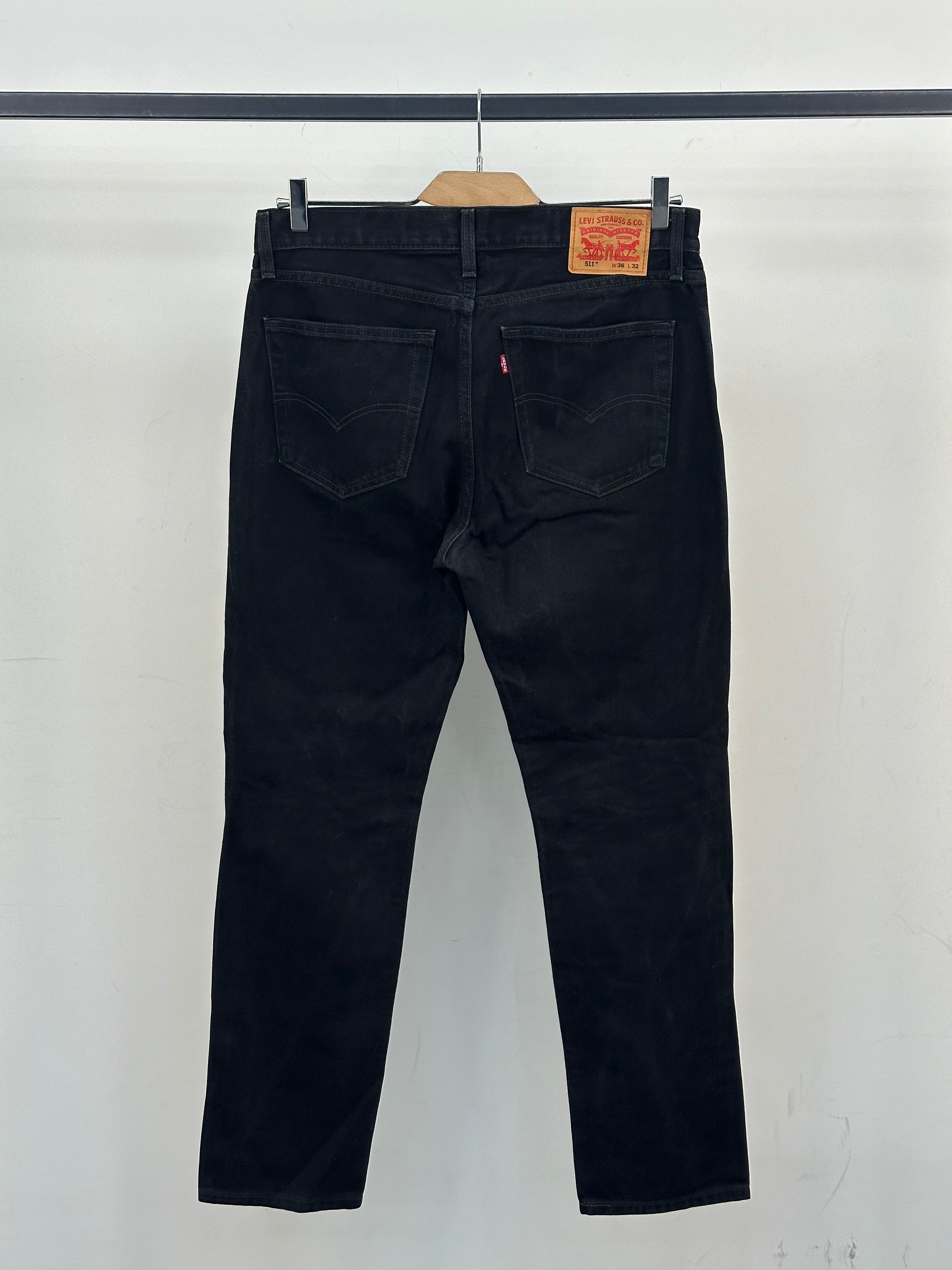 LEVI'S 511 SLIM FIT: 50 ITA = W36 L32