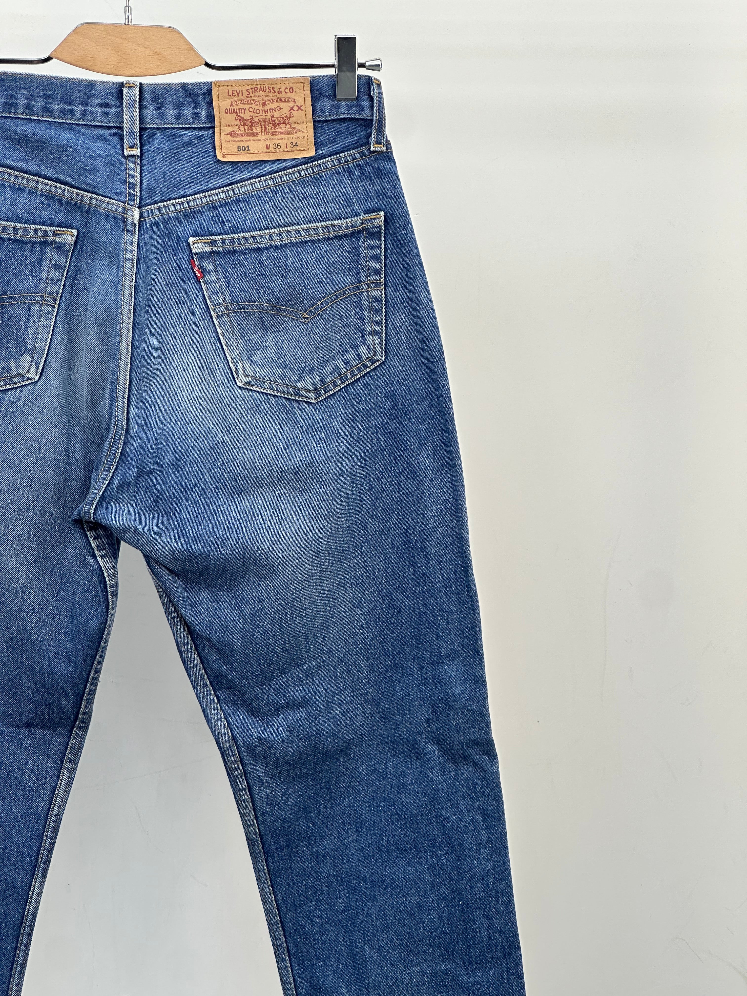 LEVI'S 501 REGULAR FIT: 50 ITA = W36 L34