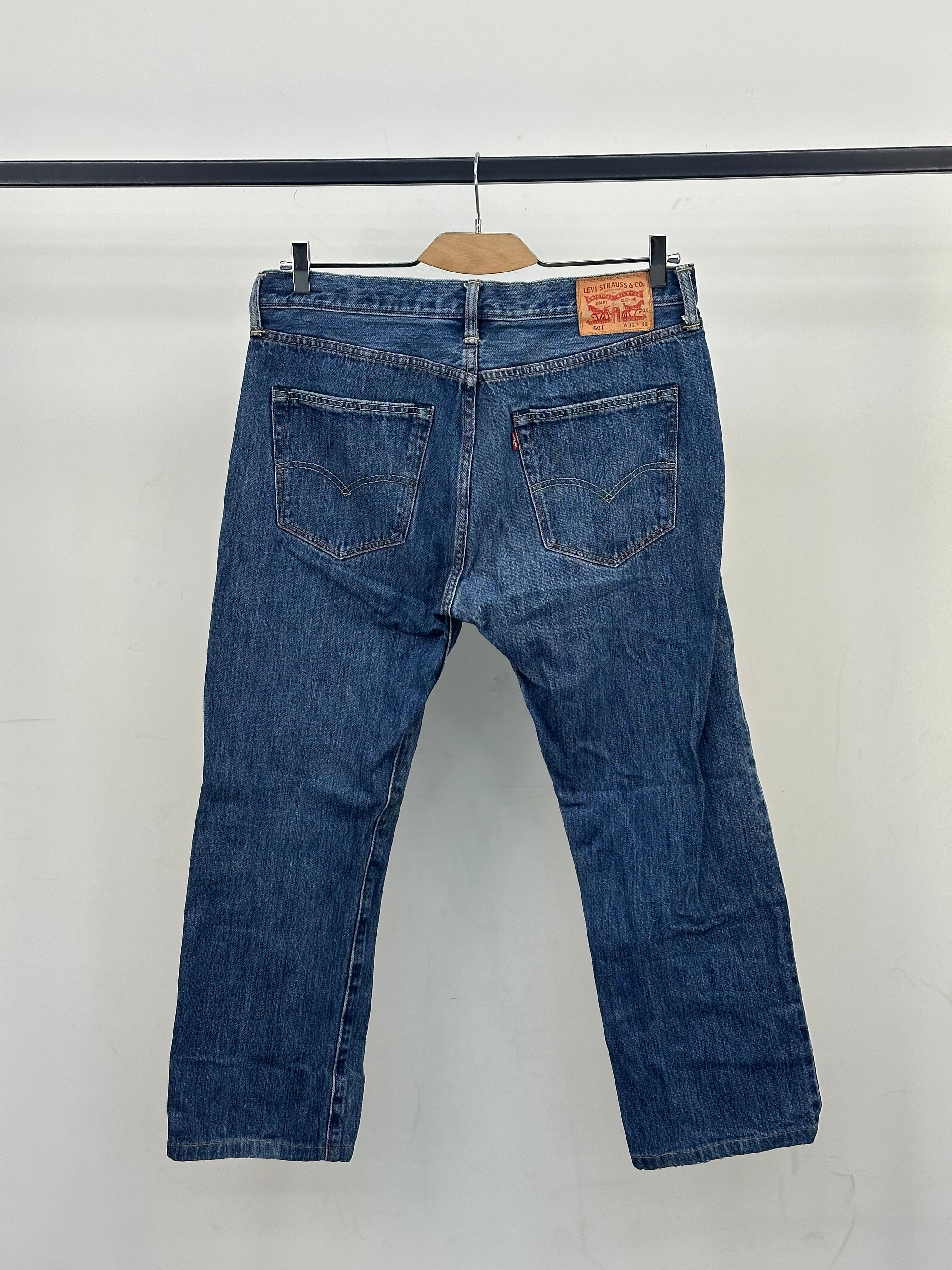 LEVI'S 501 REGULAR FIT: 50 ITA = W36 L32