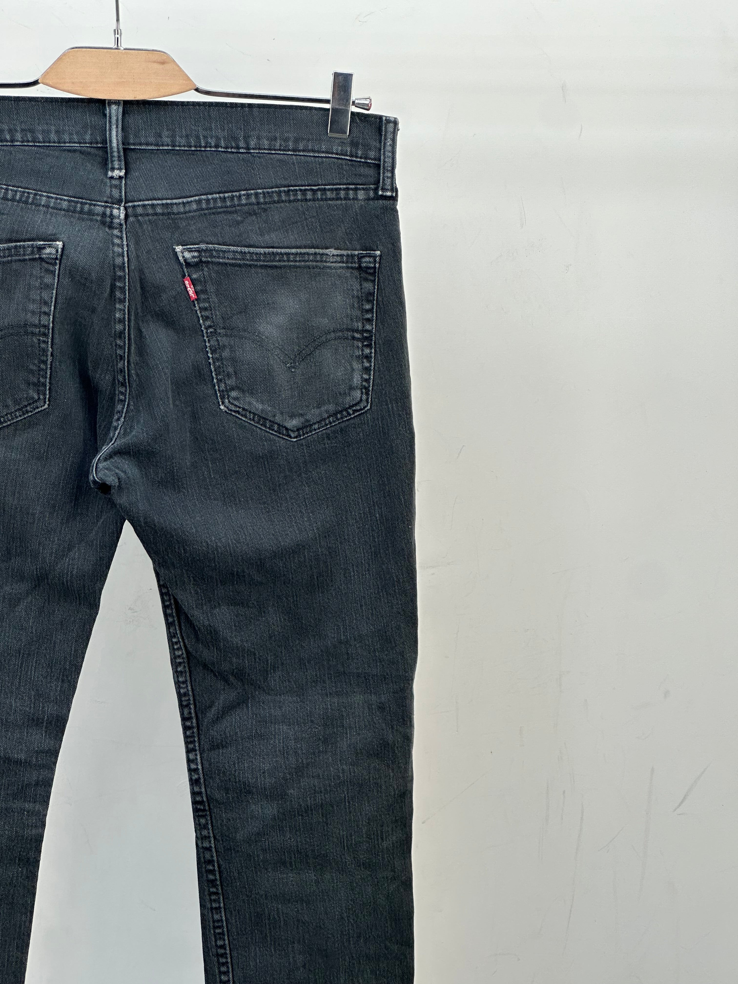 LEVI'S SLIM FIT TAGLIA: 46 ITA = W32 L30