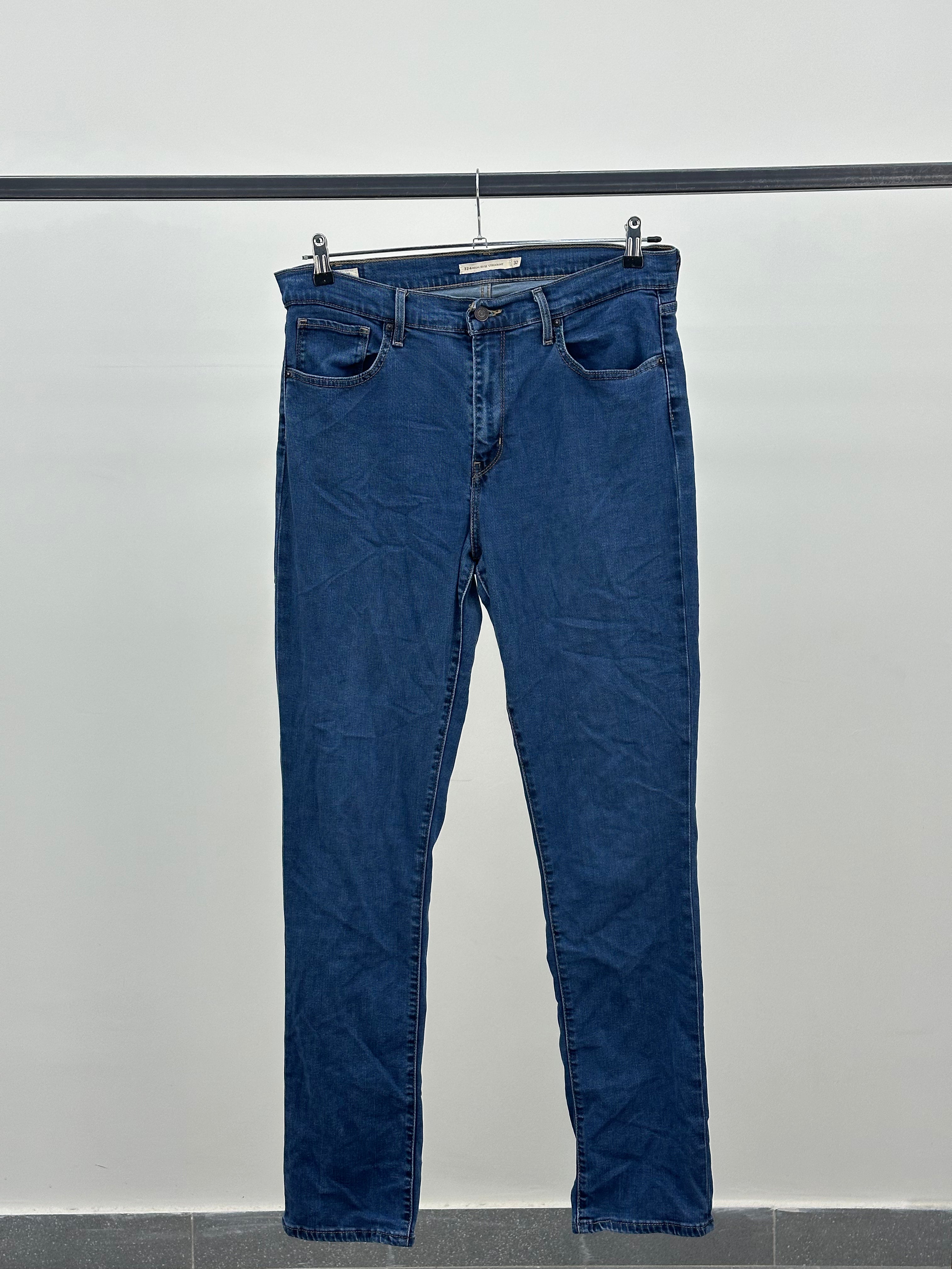 LEVI'S SLIM 725 HIGH RISE STRAIGHT W32 L32