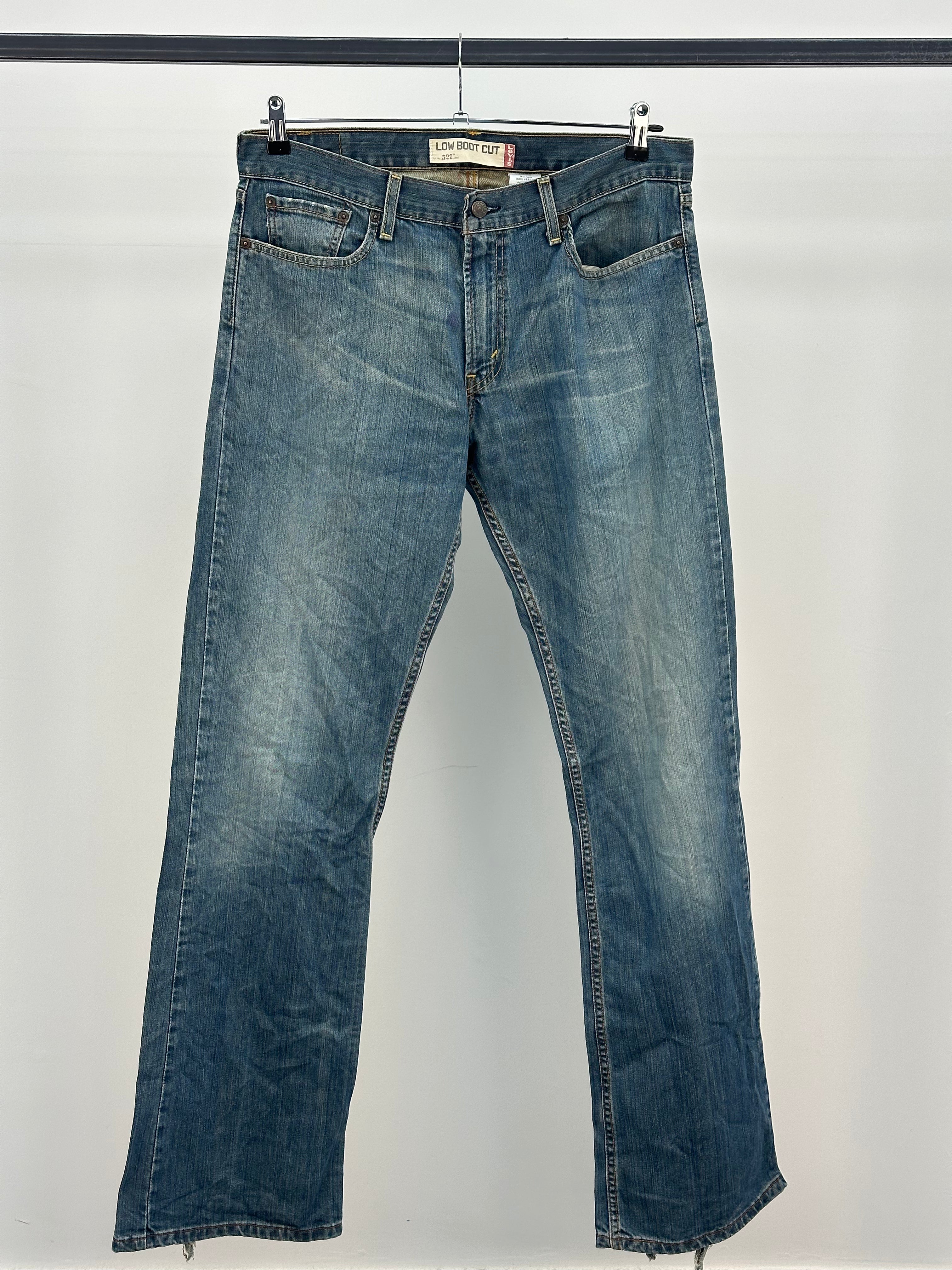 LEVI'S LOW BOOTCUT W34 L34