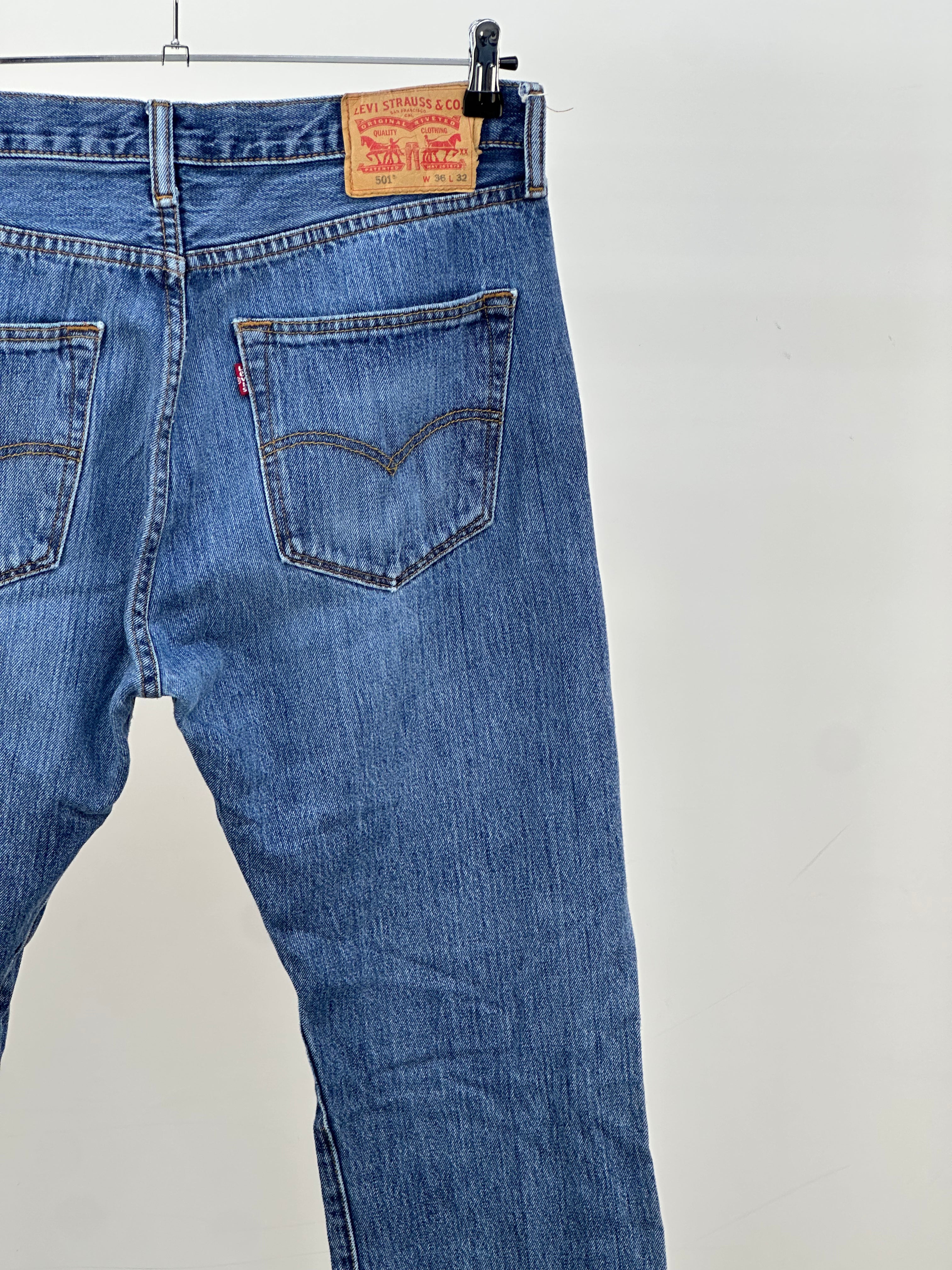LEVI'S 501 TAGLIA : 50 ITA = W36 L32