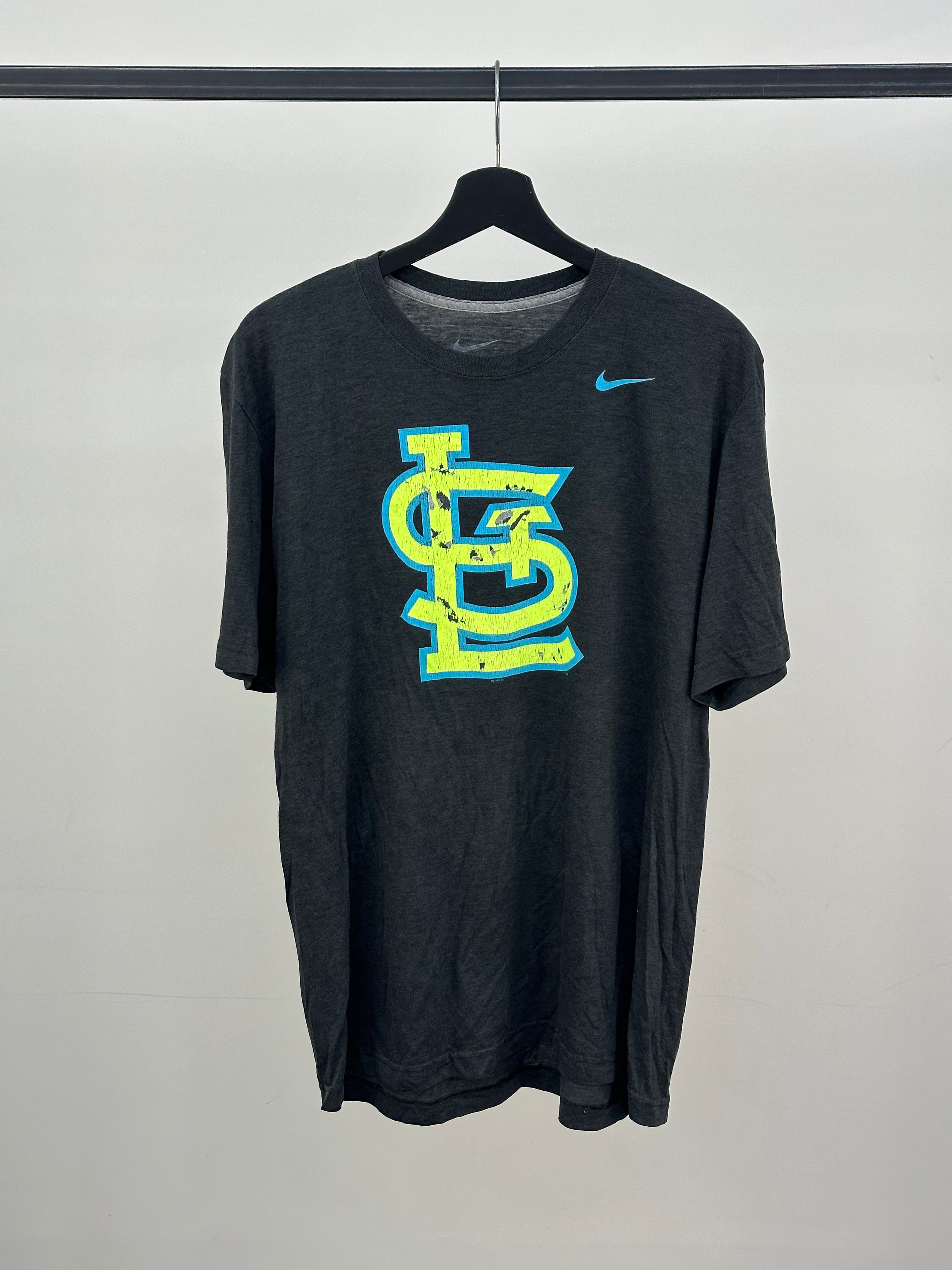 T-SHIRT NIKE TAGLIA : L