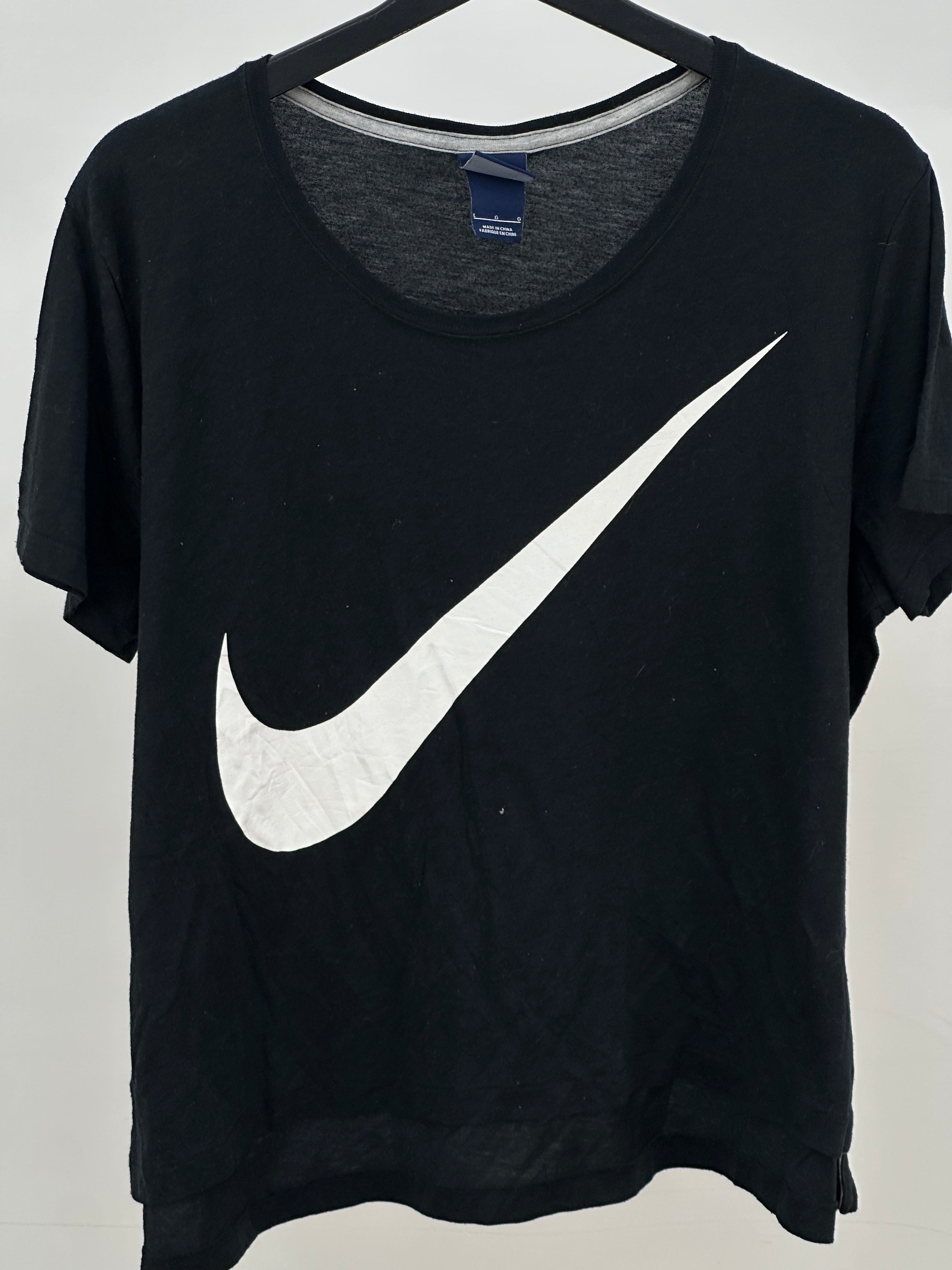 T-SHIRT NIKE TAGLIA : L
