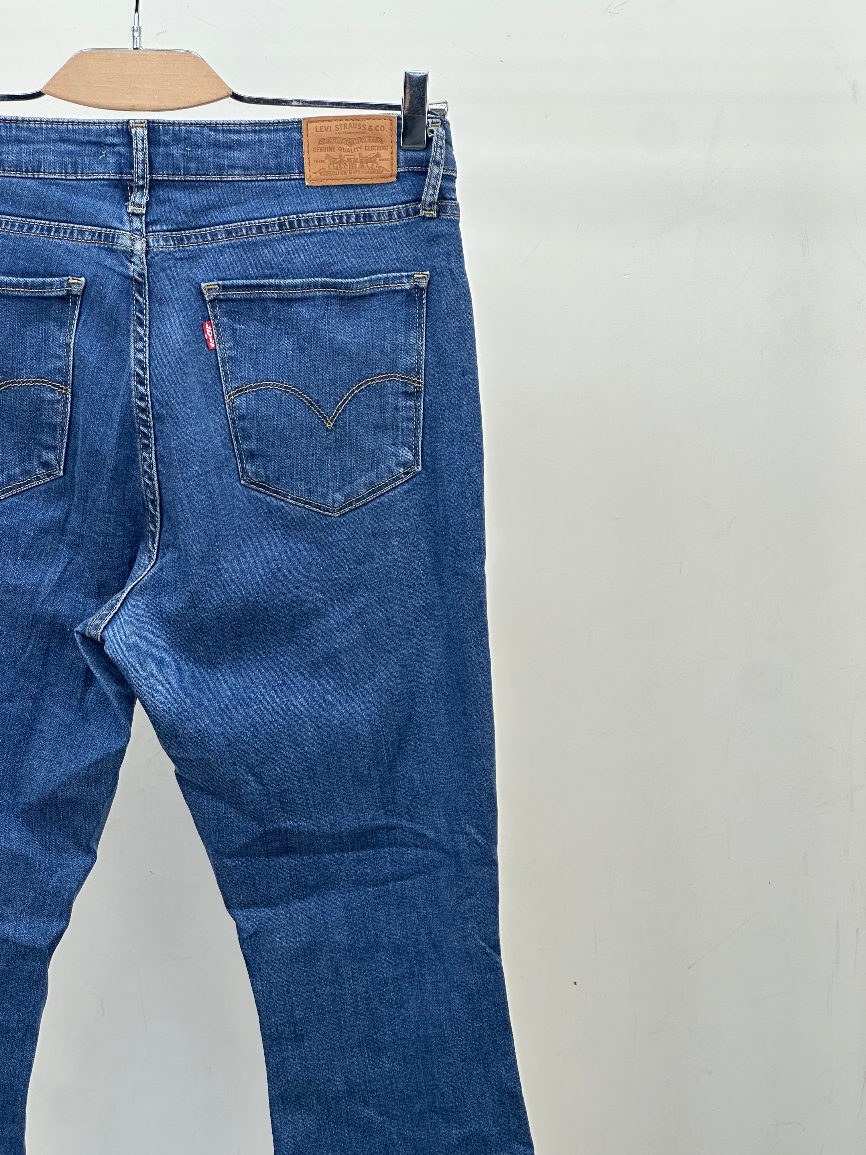 LEVI'S 725 HIGH RISE BOOTCUT FIT TAGLIA: 46 ITA = W32