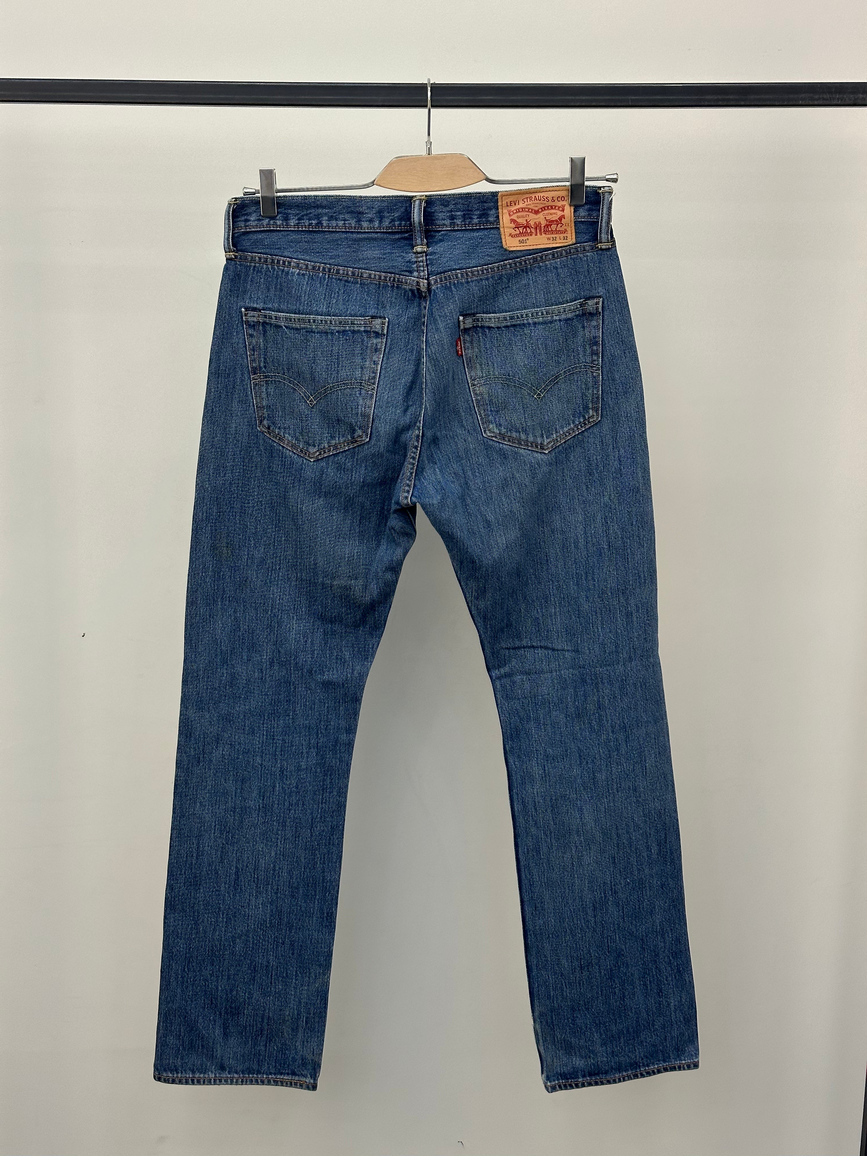 LEVI'S 501 TAGLIA: 46 ITA = W32 L32
