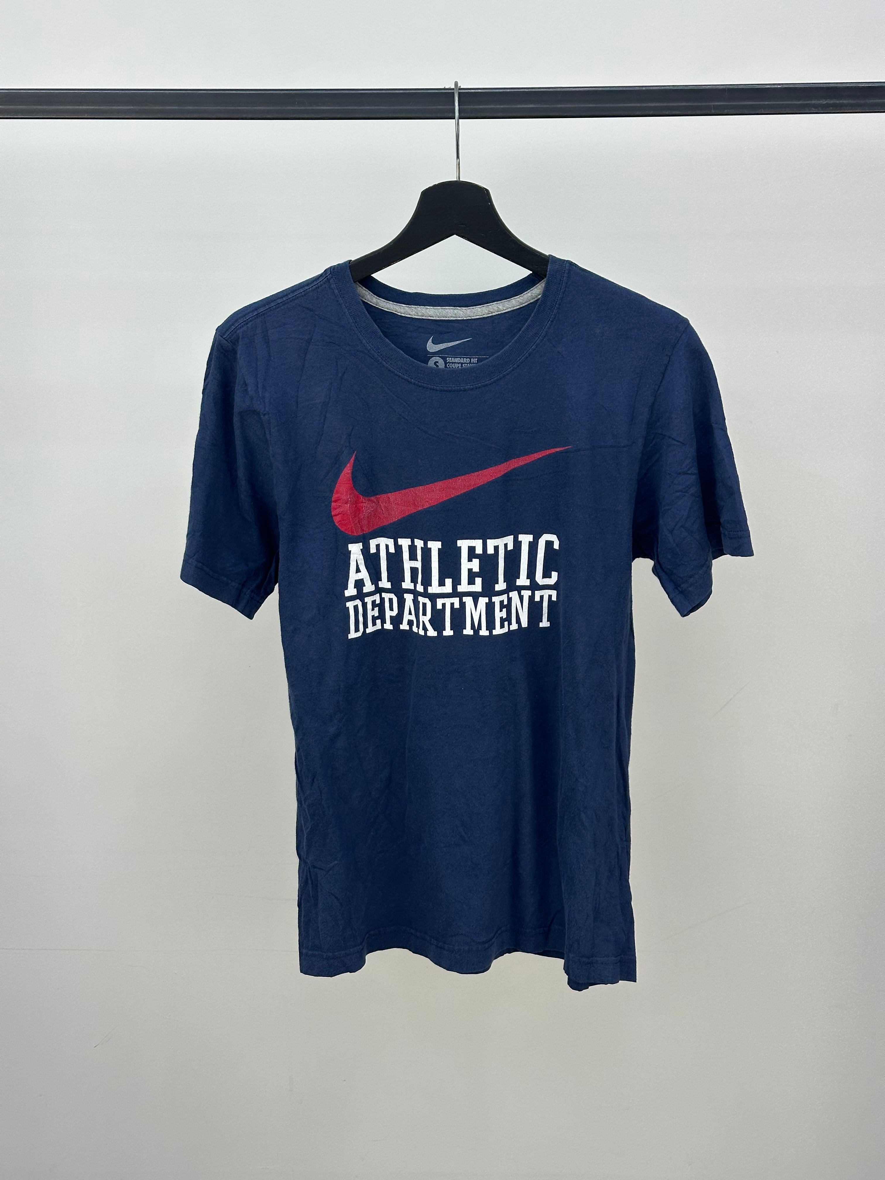 T-SHIRT NIKE TAGLIA: S