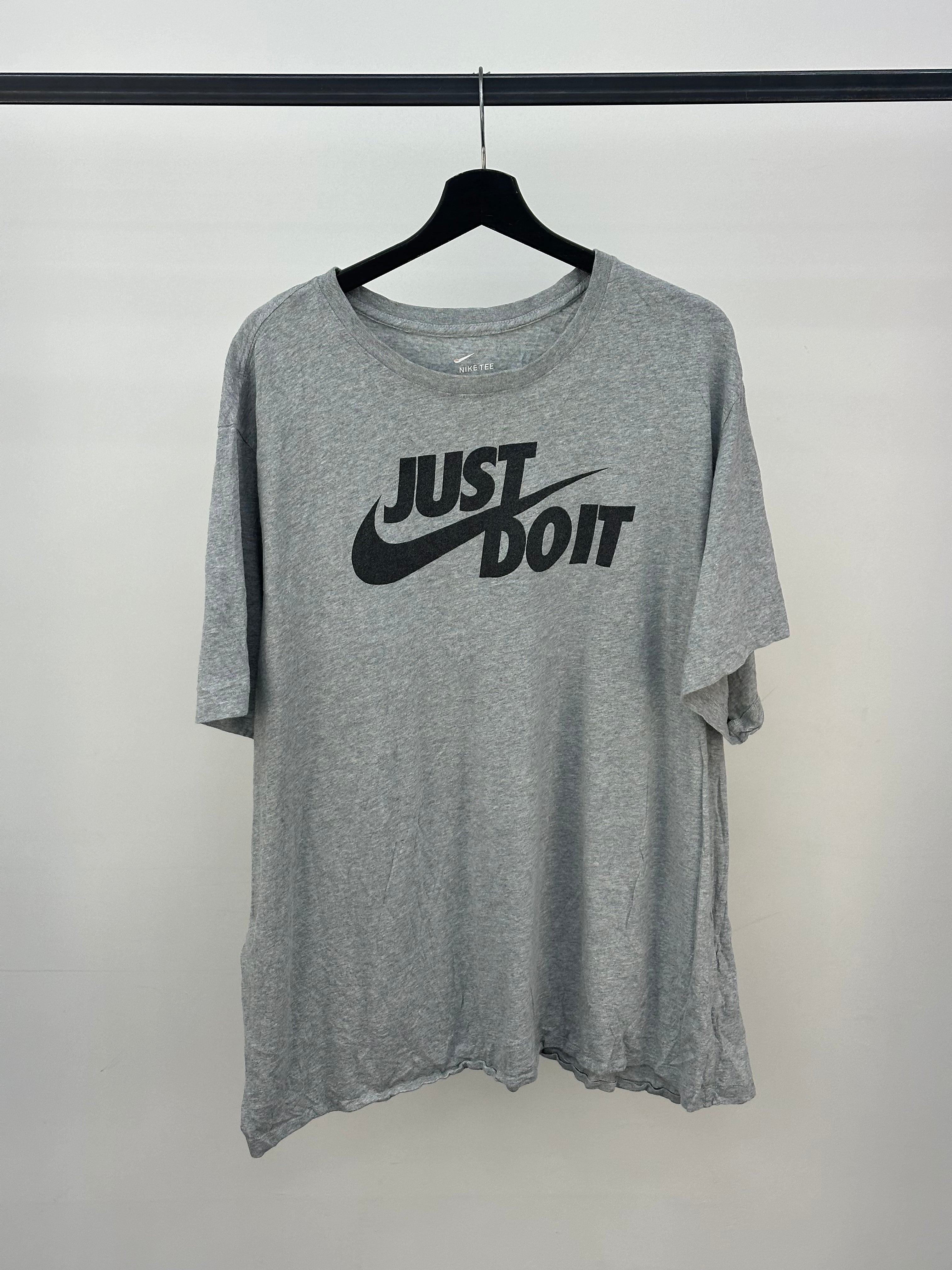 T-SHIRT NIKE TAGLIA: XXXL