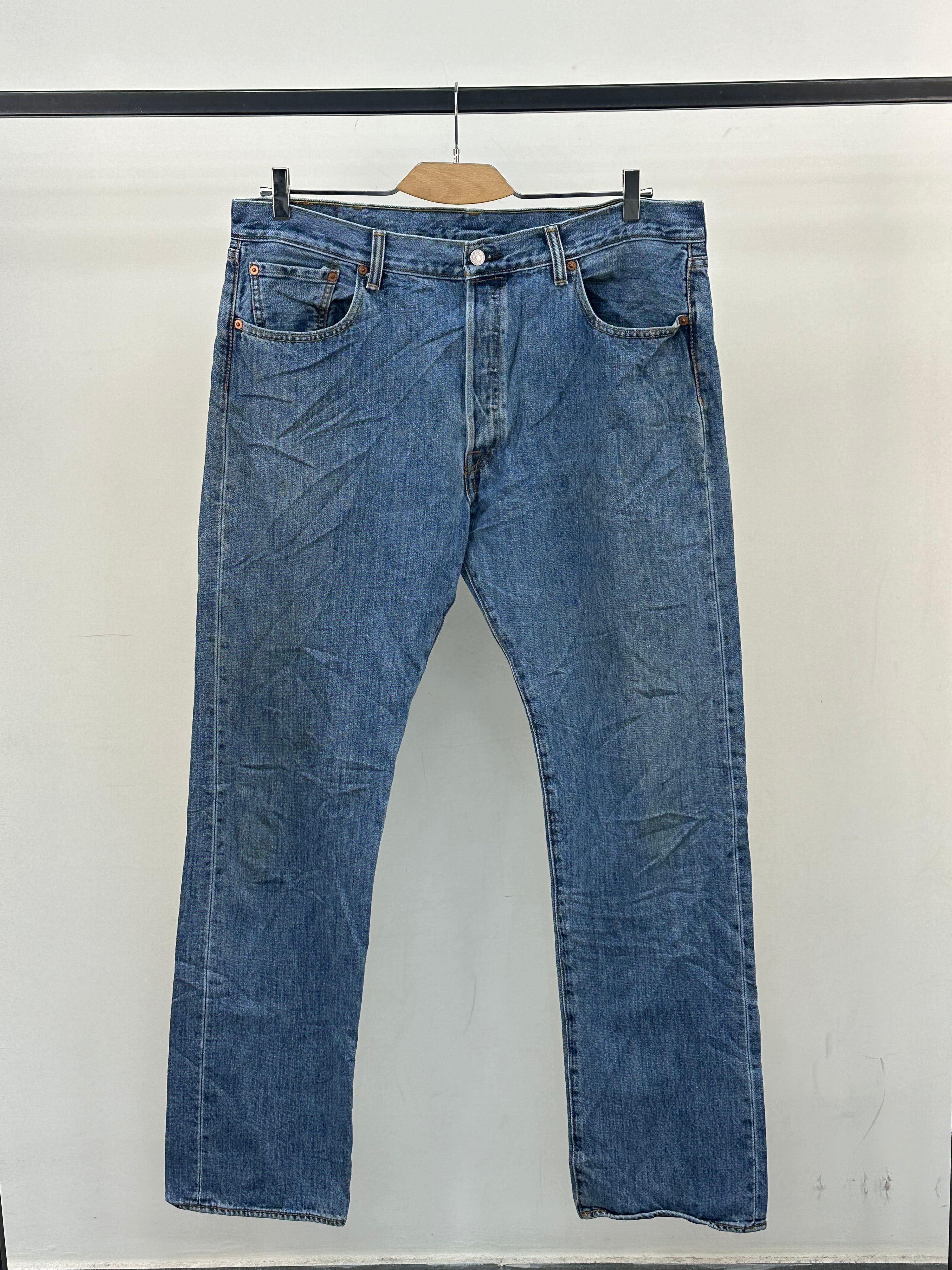 LEVI'S 501 REGULAR  FIT: 50 ITA = W38 L36