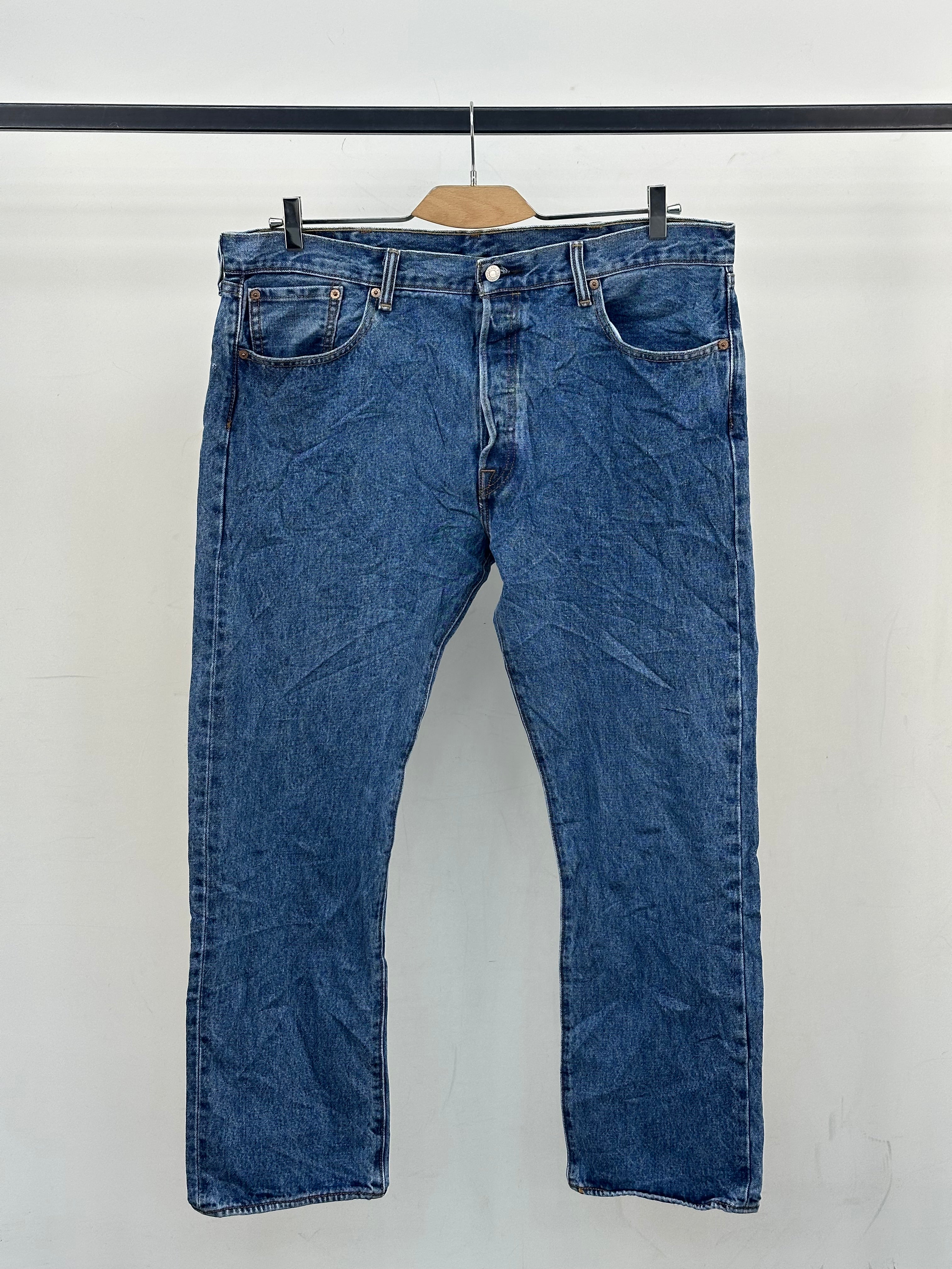 LEVI'S 501 REGULAR  FIT: 50 ITA = W38 L30
