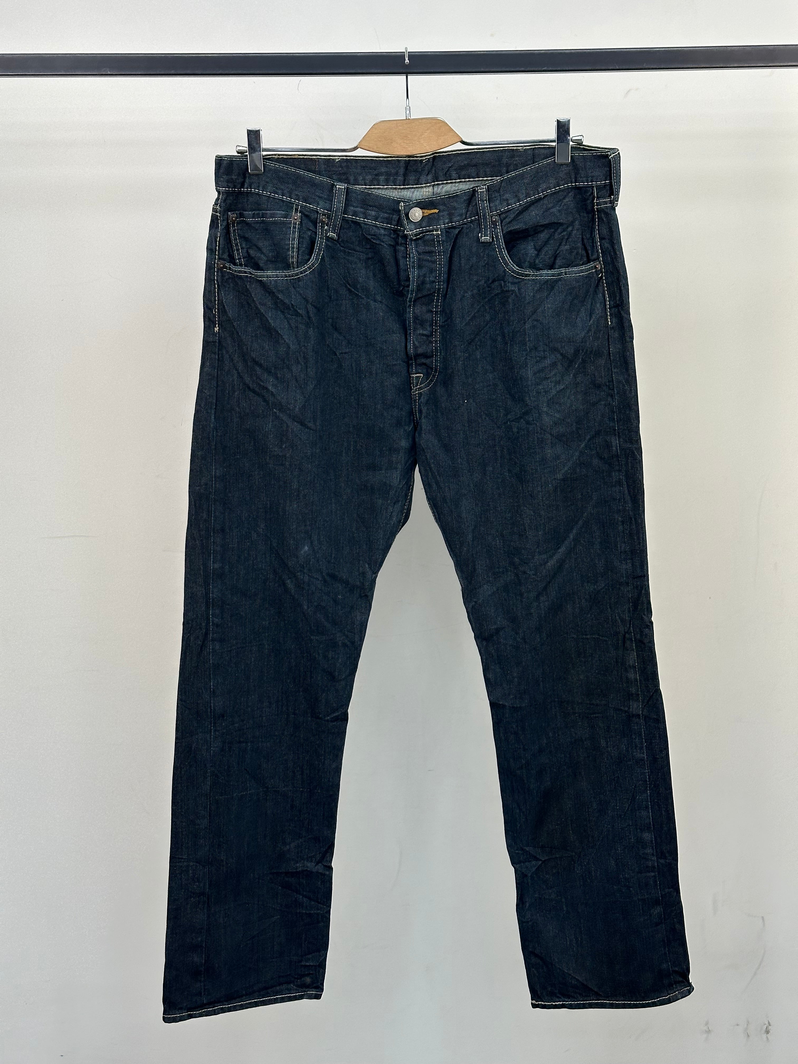LEVI'S 501 REGULAR  FIT: 50 ITA = W38 L32