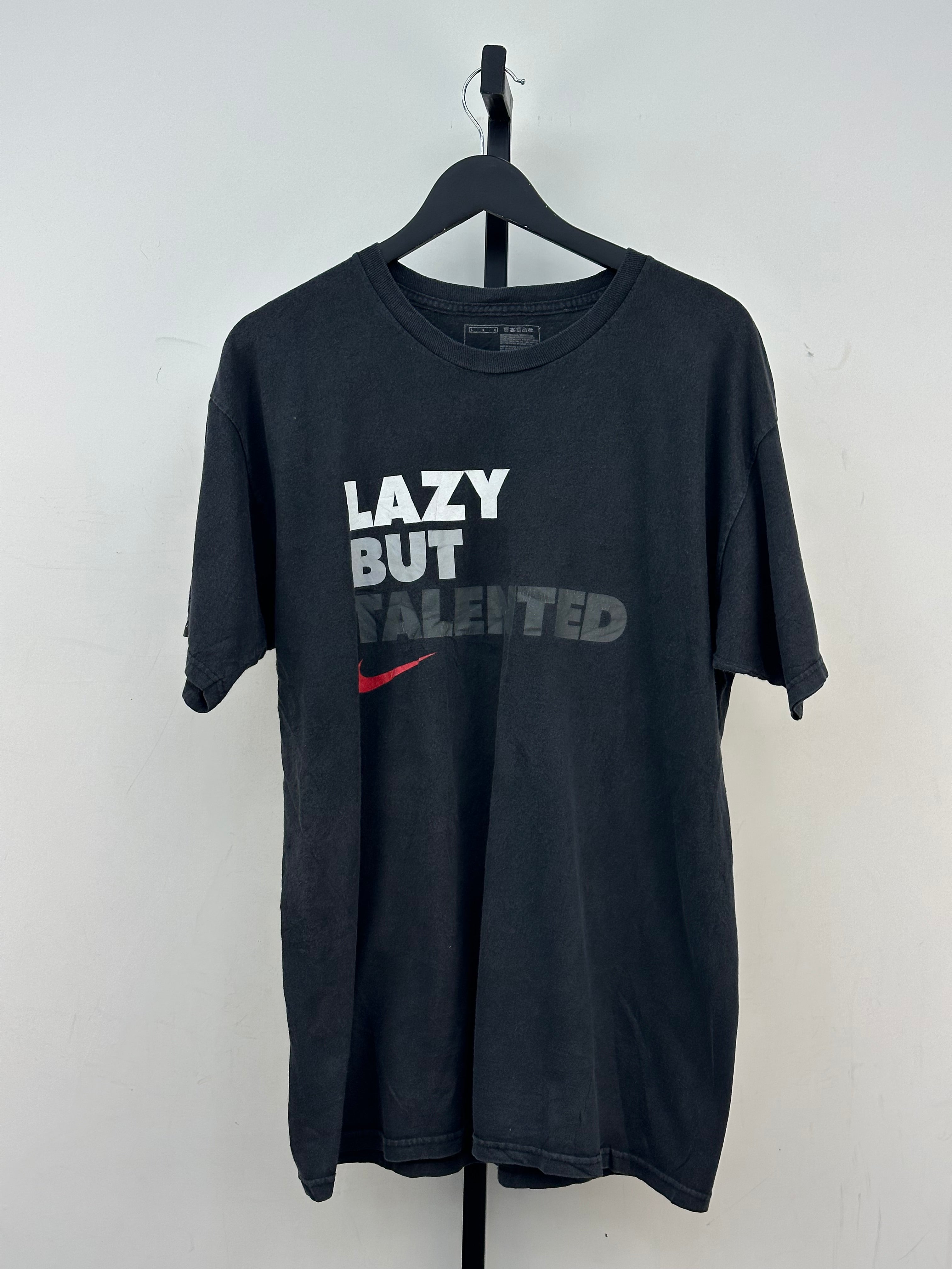 T-SHIRT NIKE TAGLIA: L