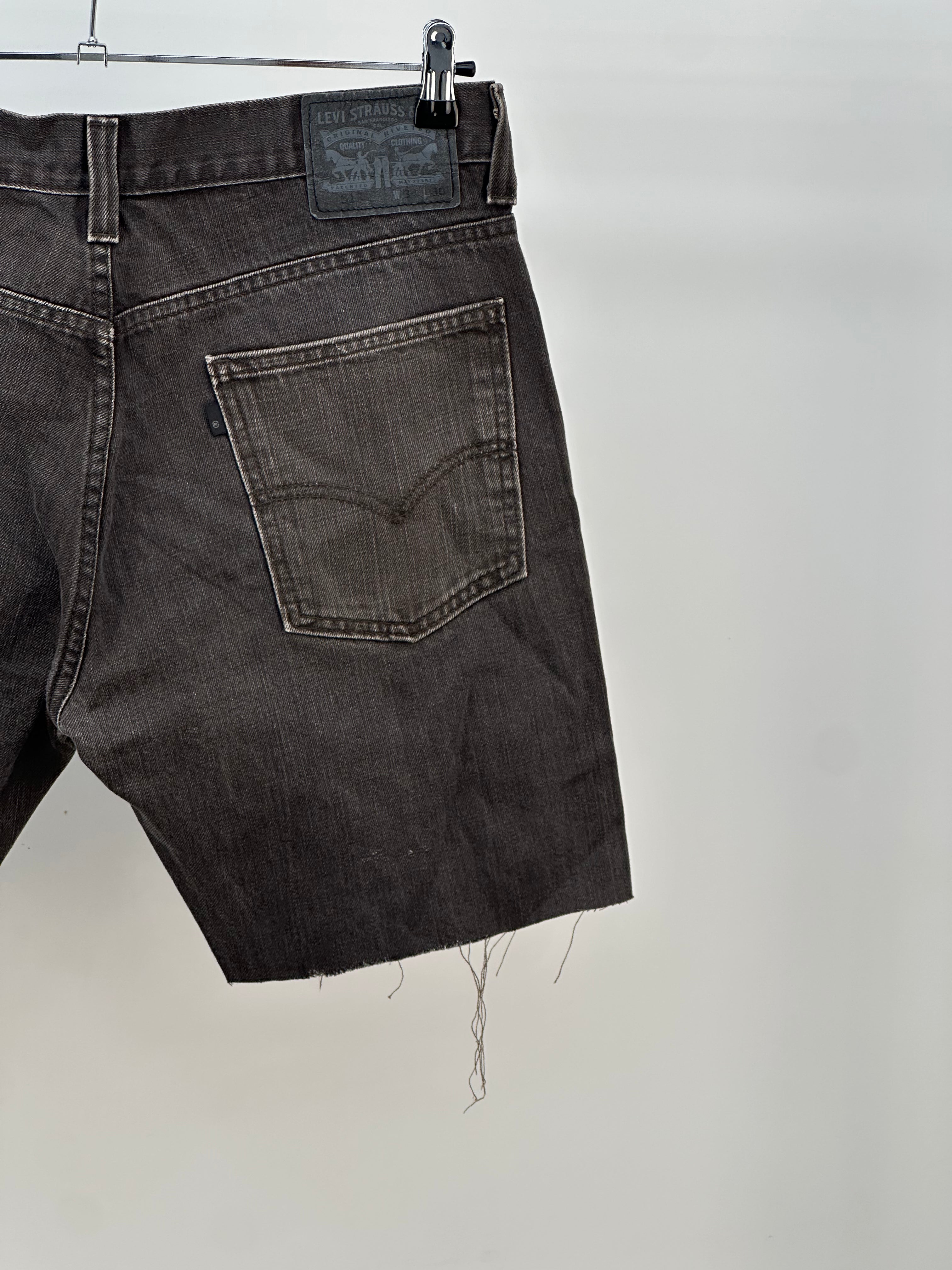 SHORT LEVI'S TAGLIA: W34 = 48 ITA