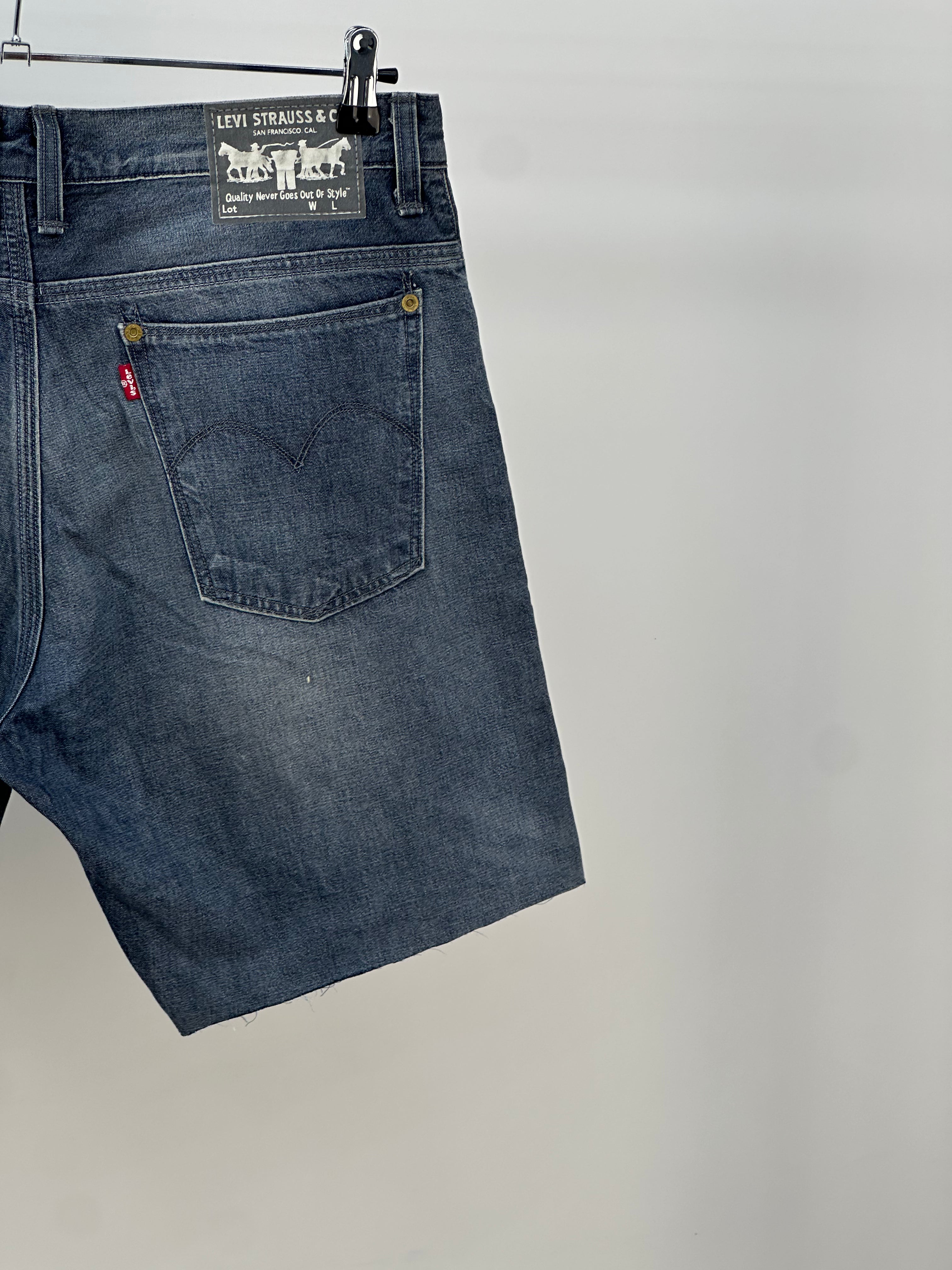 SHORT LEVI'S TAGLIA: W36 = 50 ITA