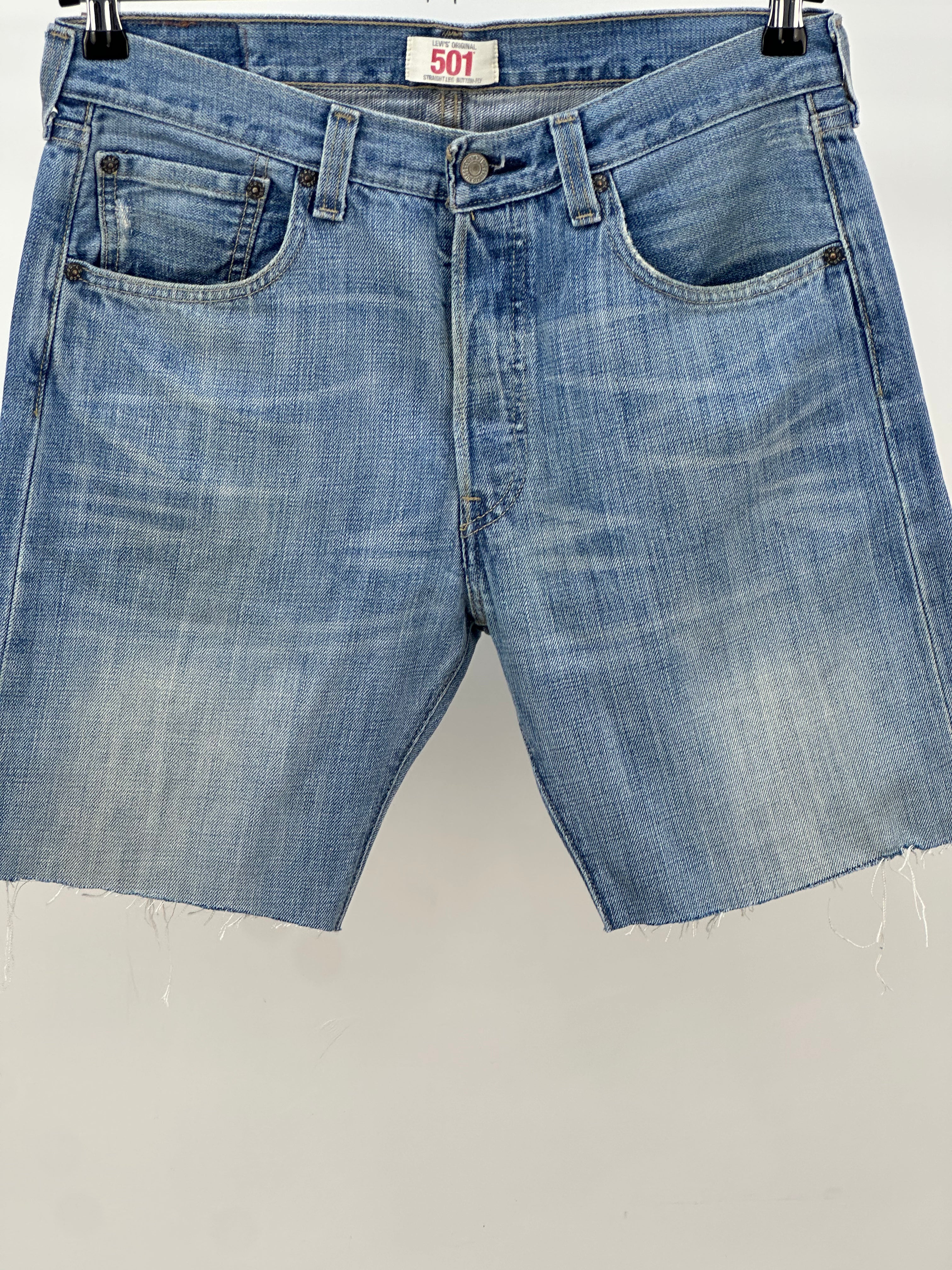 SHORT LEVI'S TAGLIA: W33 = 47 ITA