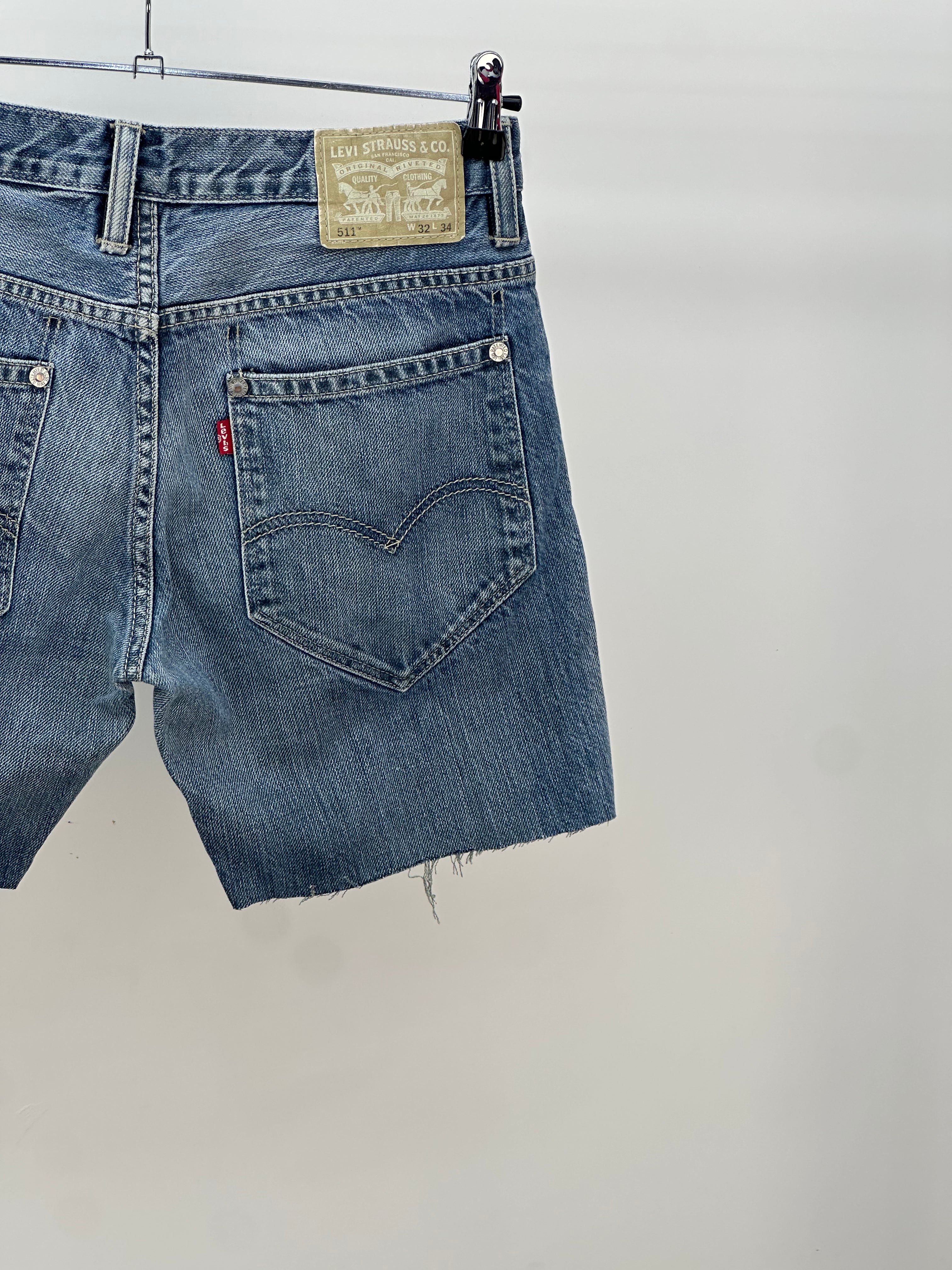 SHORT LEVI'S TAGLIA: W32 = 46 ITA