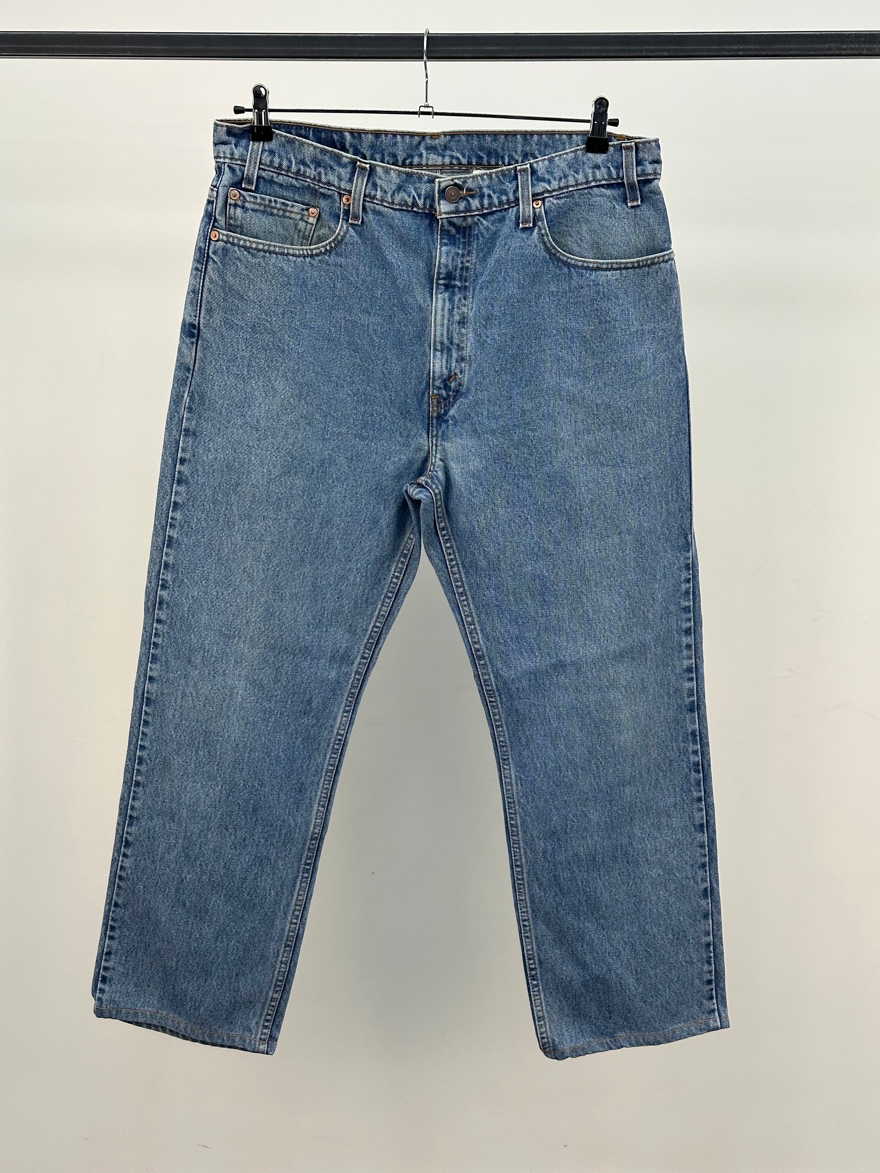 LLEVI'S BAGGY 505 W38 L30