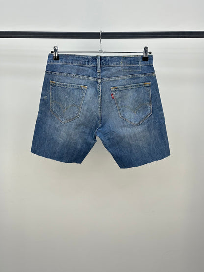 SHORT LEVI'S TAGLIA: W32 = 46 ITA