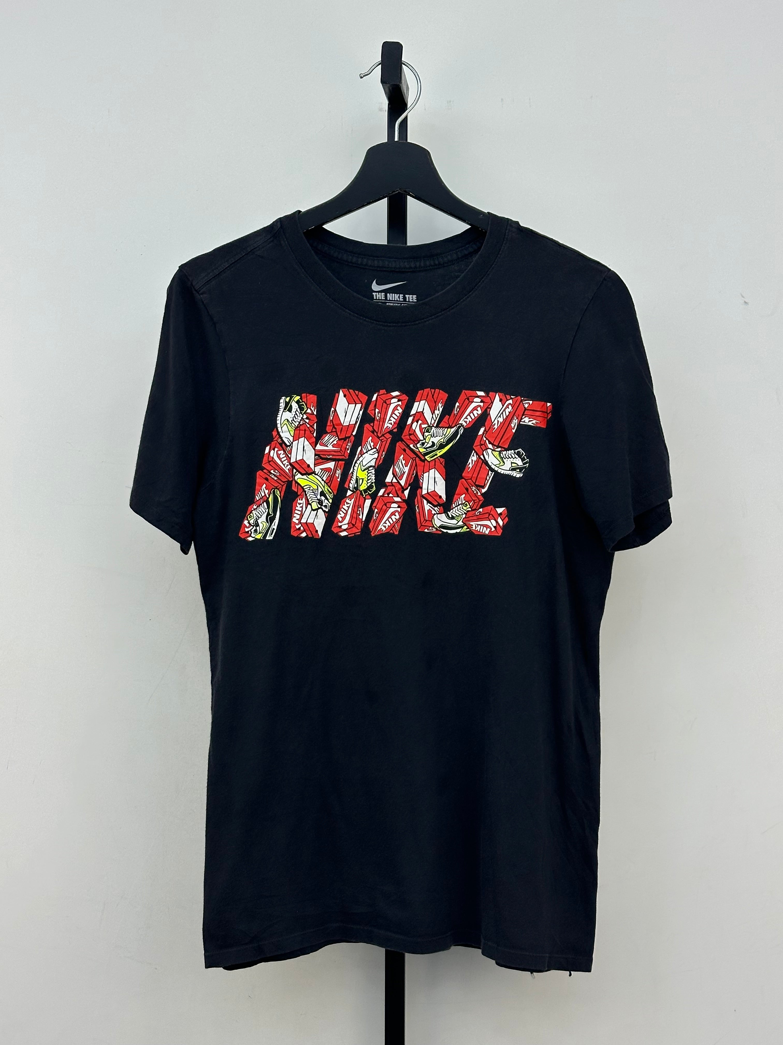 T-SHIRT NIKE TAGLIA: S