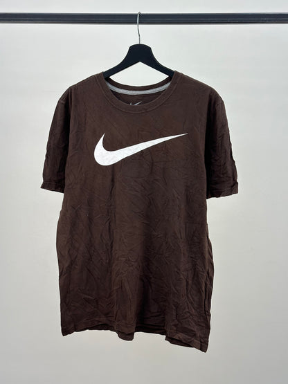 T-SHIRT NIKE TAGLIA: L