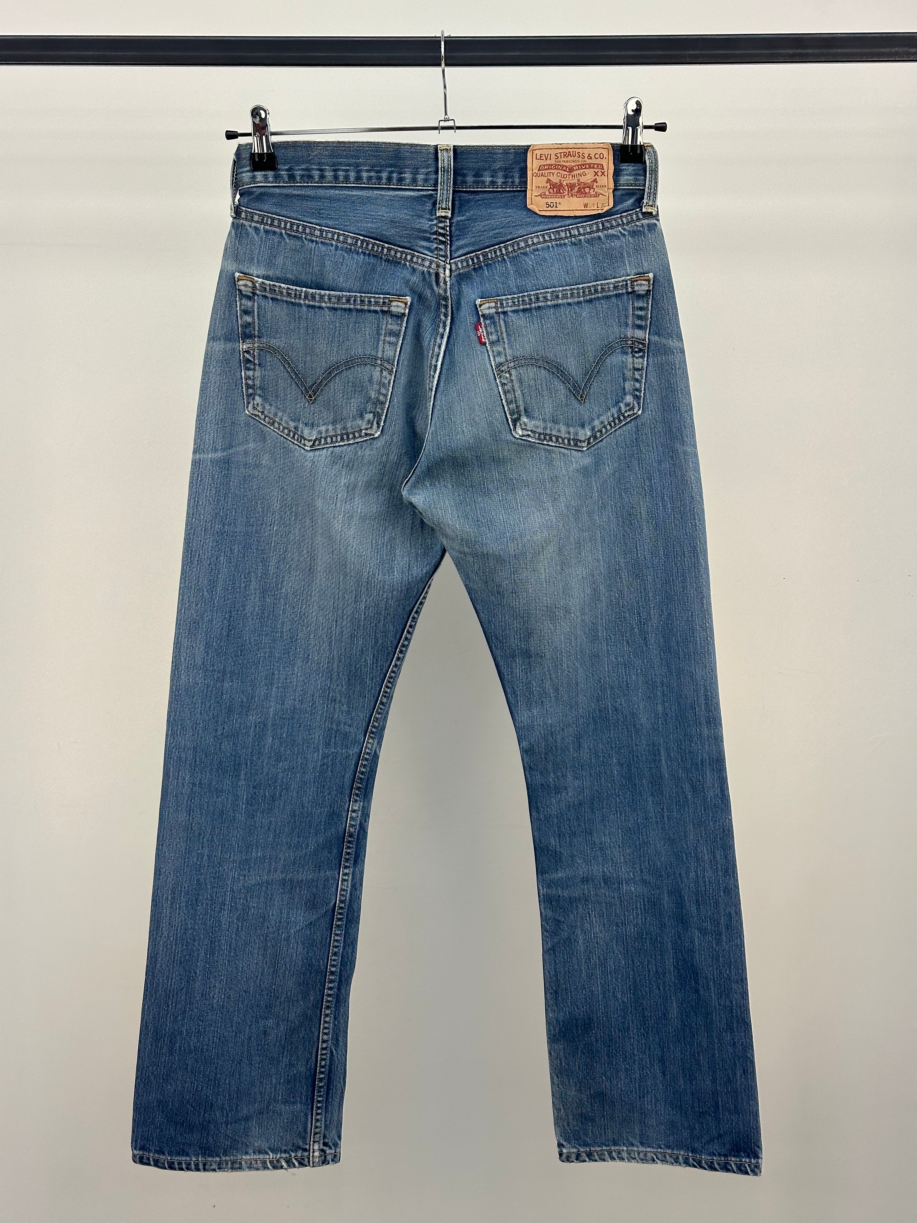 LEVI'S 501 TAGLIA: W31 L32 = 45 ITA