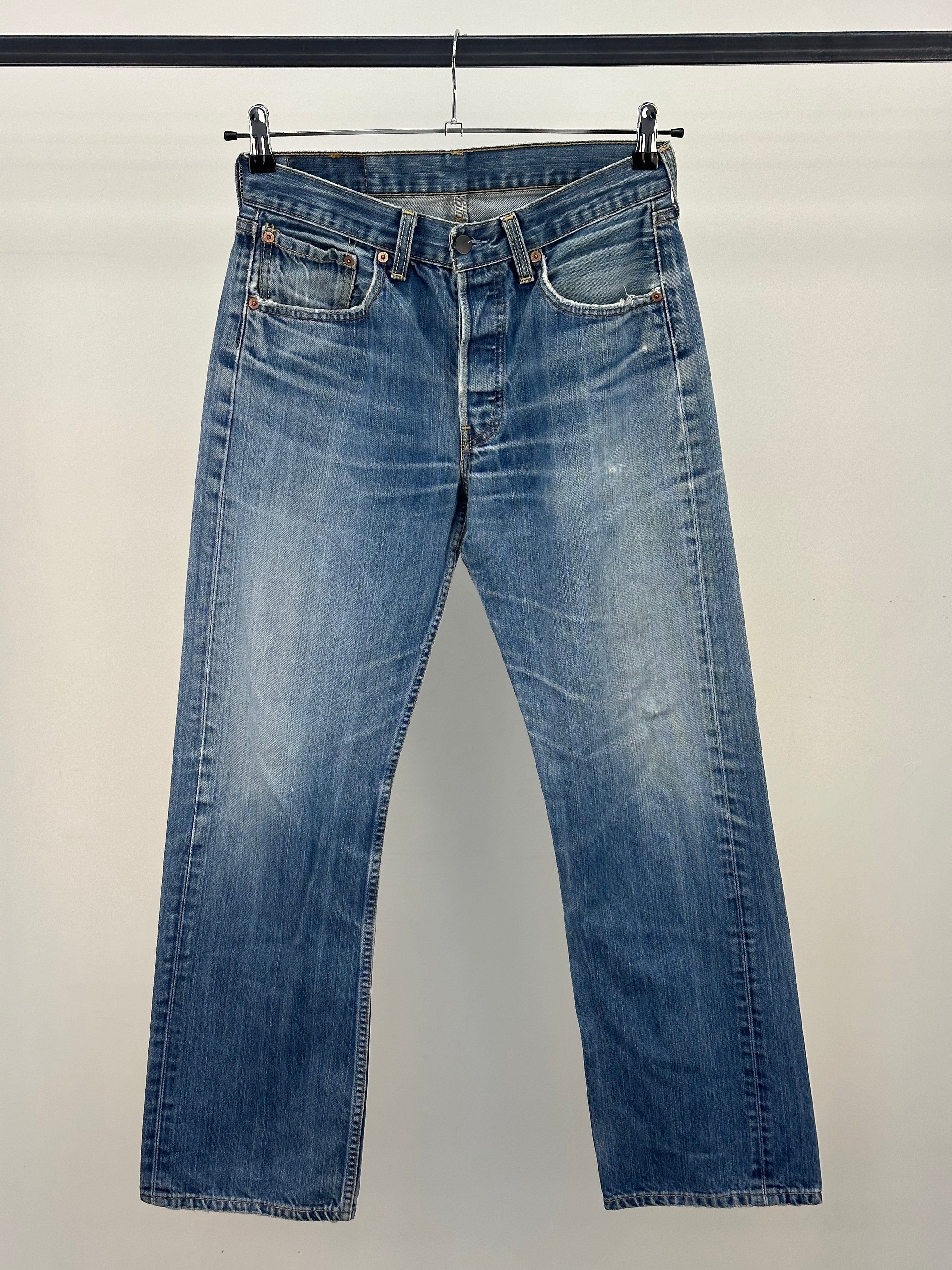 LEVI'S 501 TAGLIA: W31 L32 = 45 ITA