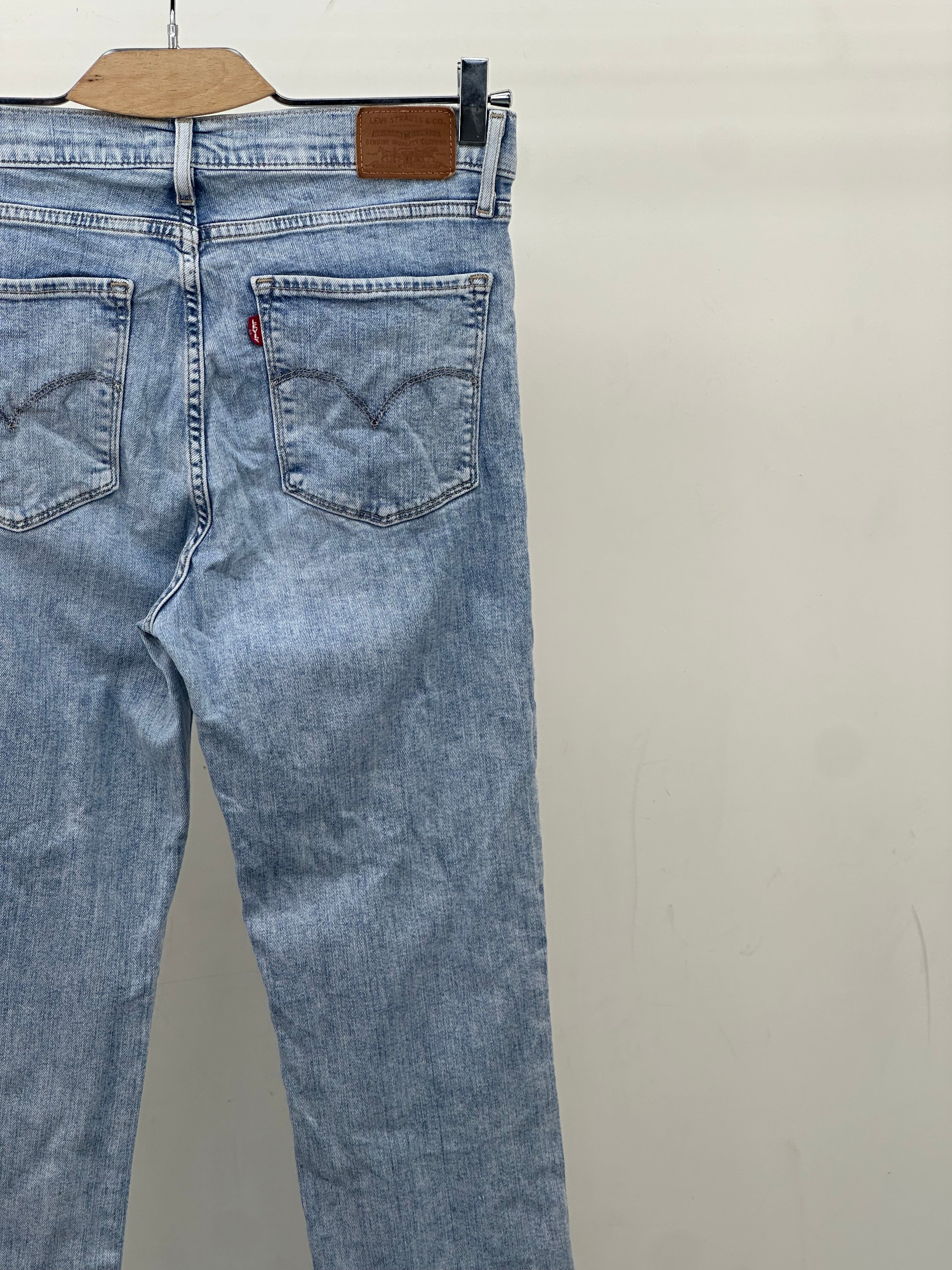LEVI'S 724 HIGH RISE STRAIGHT: 43 ITA = W29 L32