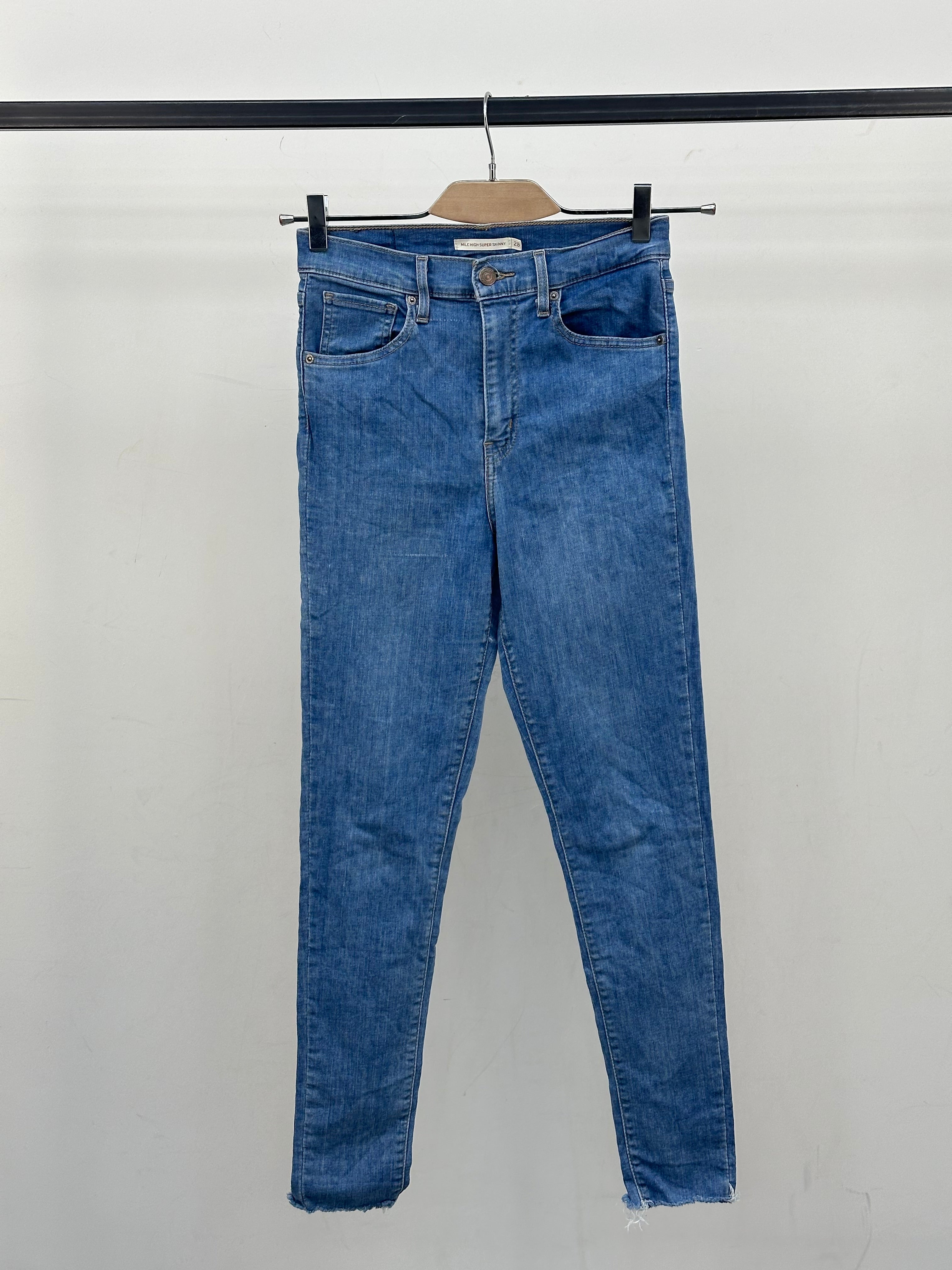 LEVI'S MILE HIGH SUPE SKINNY FIT: 42 ITA = W28 L30