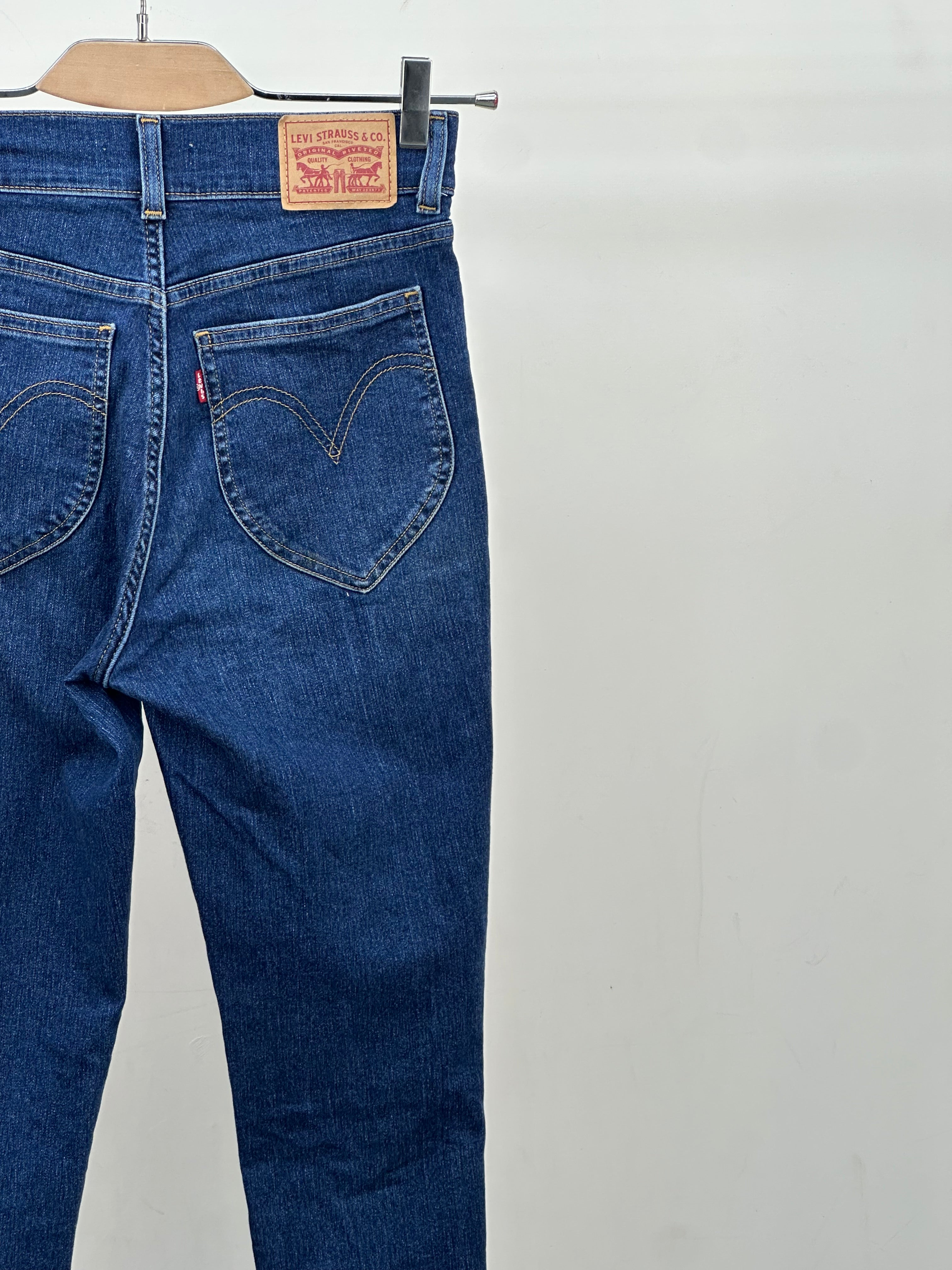 LEVI'S RETRO HIGH SKINNY: 41 ITA = W27 L30