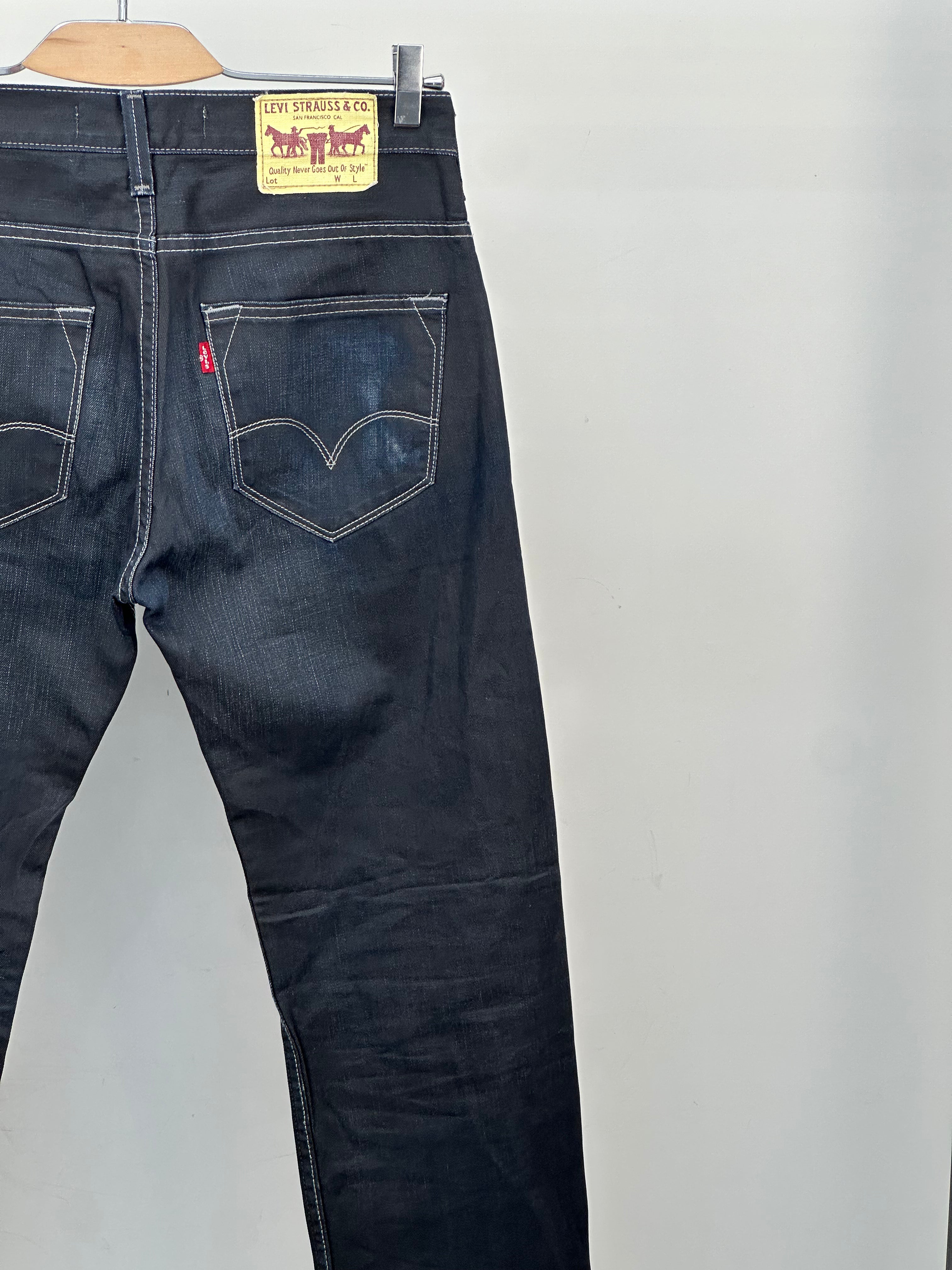 LEVI'S 504 STRAIGHT TAGLIA: 44 ITA = W30 L34