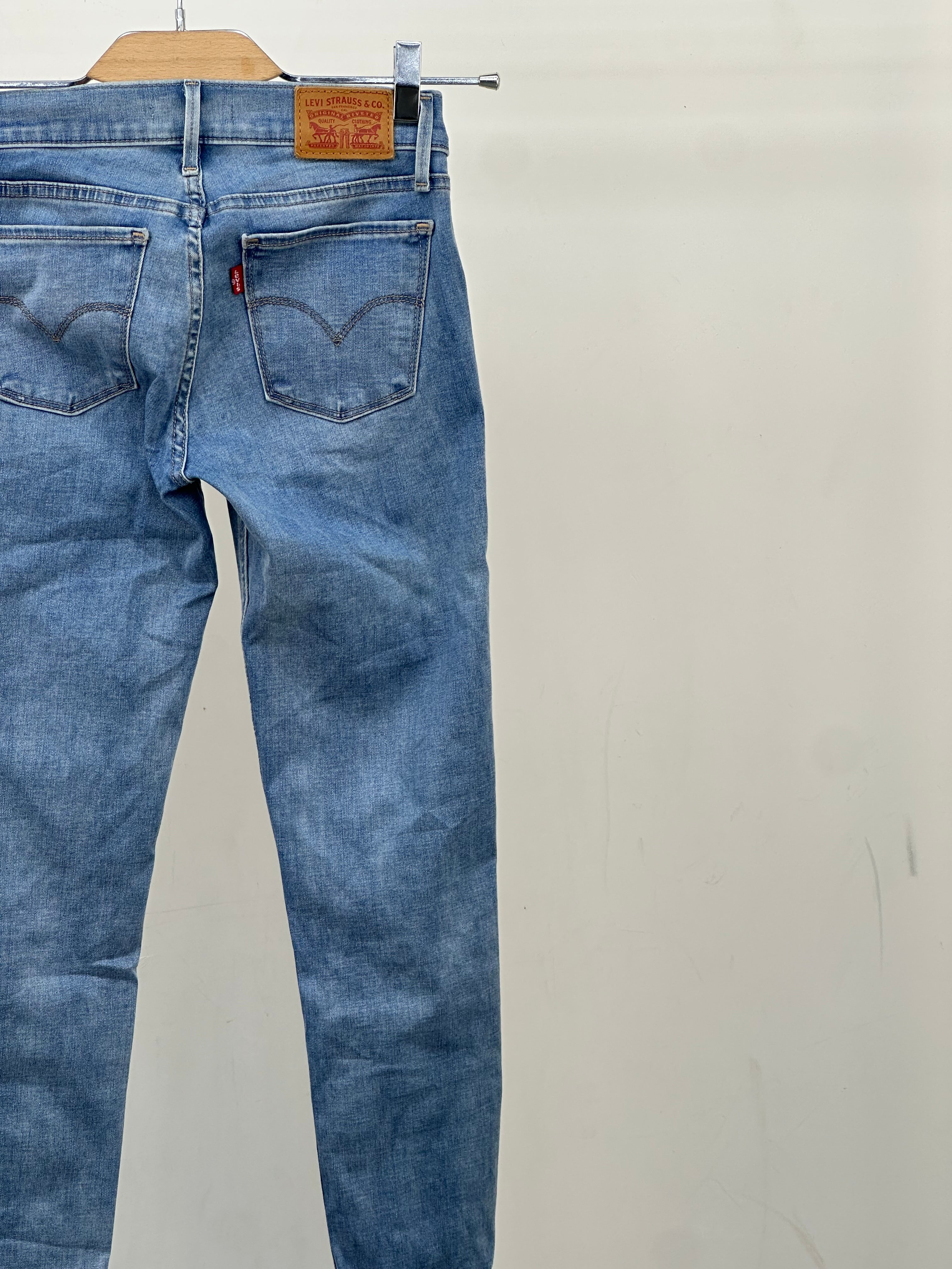 LEVI'S 710 TAGLIA: 39 ITA = W25 L30