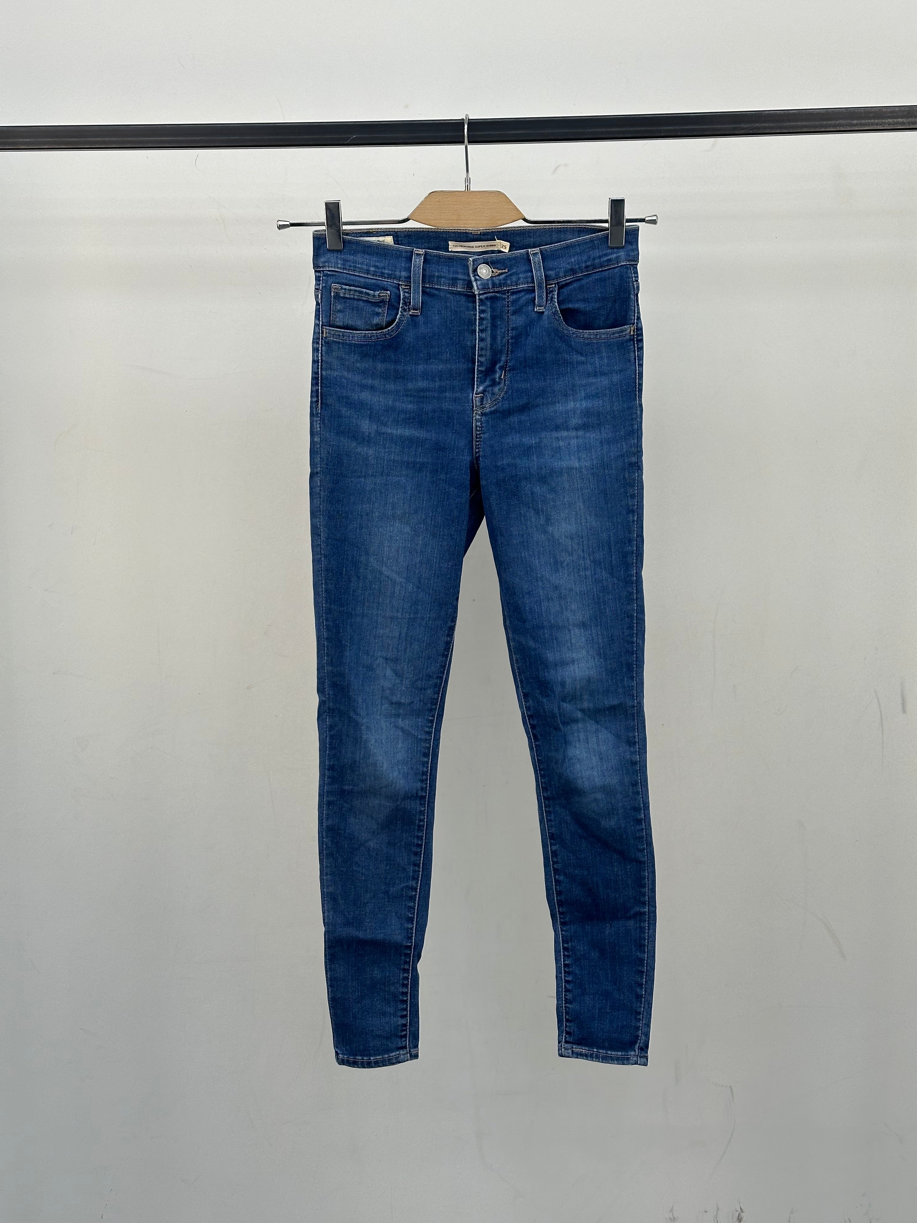 LEVI'S 720 HIGH RISE SUPER SKINNY TAGLIA: 39 ITA = W25 L28