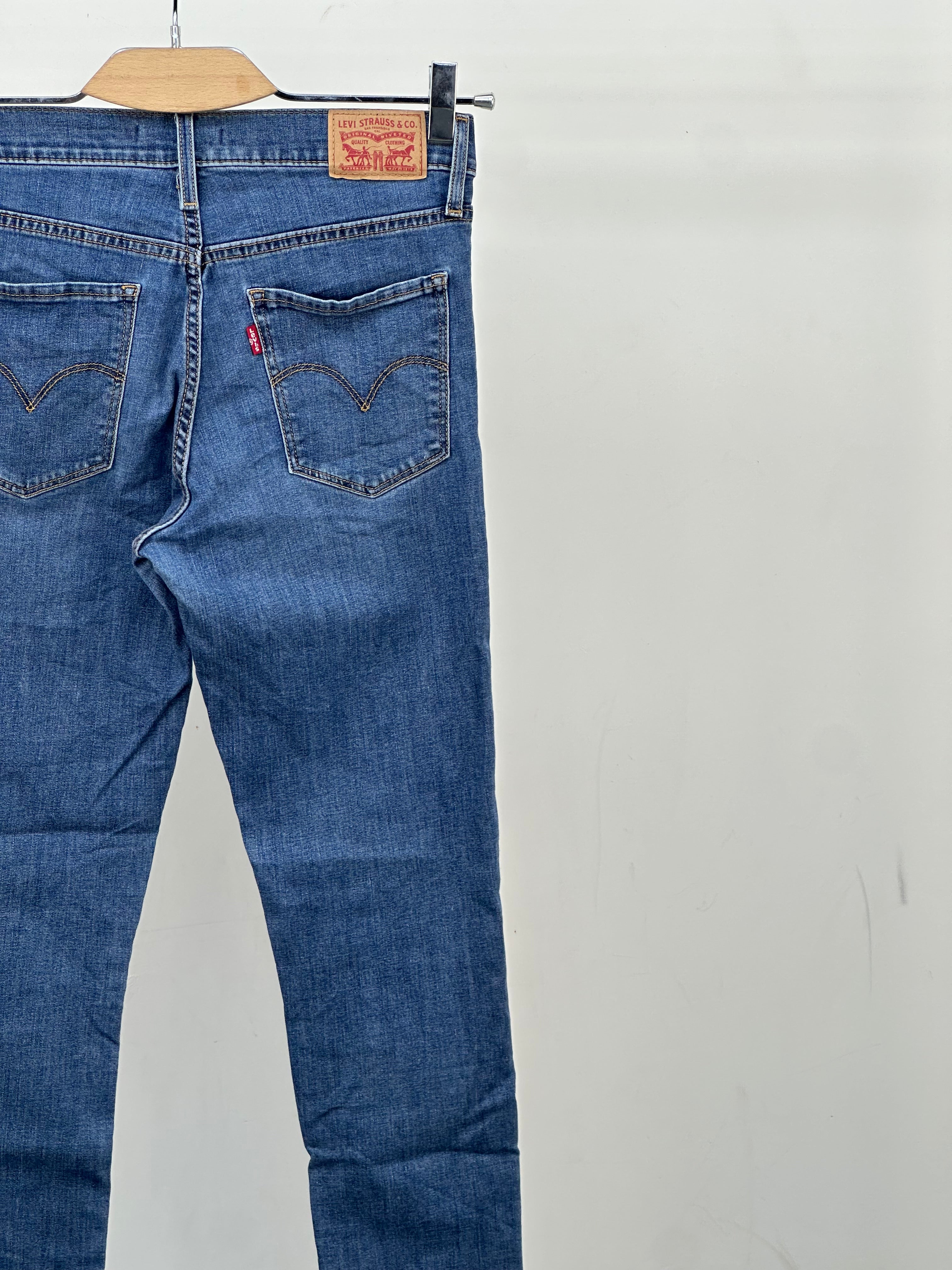 LEVI'S 311 SHAPING SKINNY FIT: 41 ITA = W27 L30