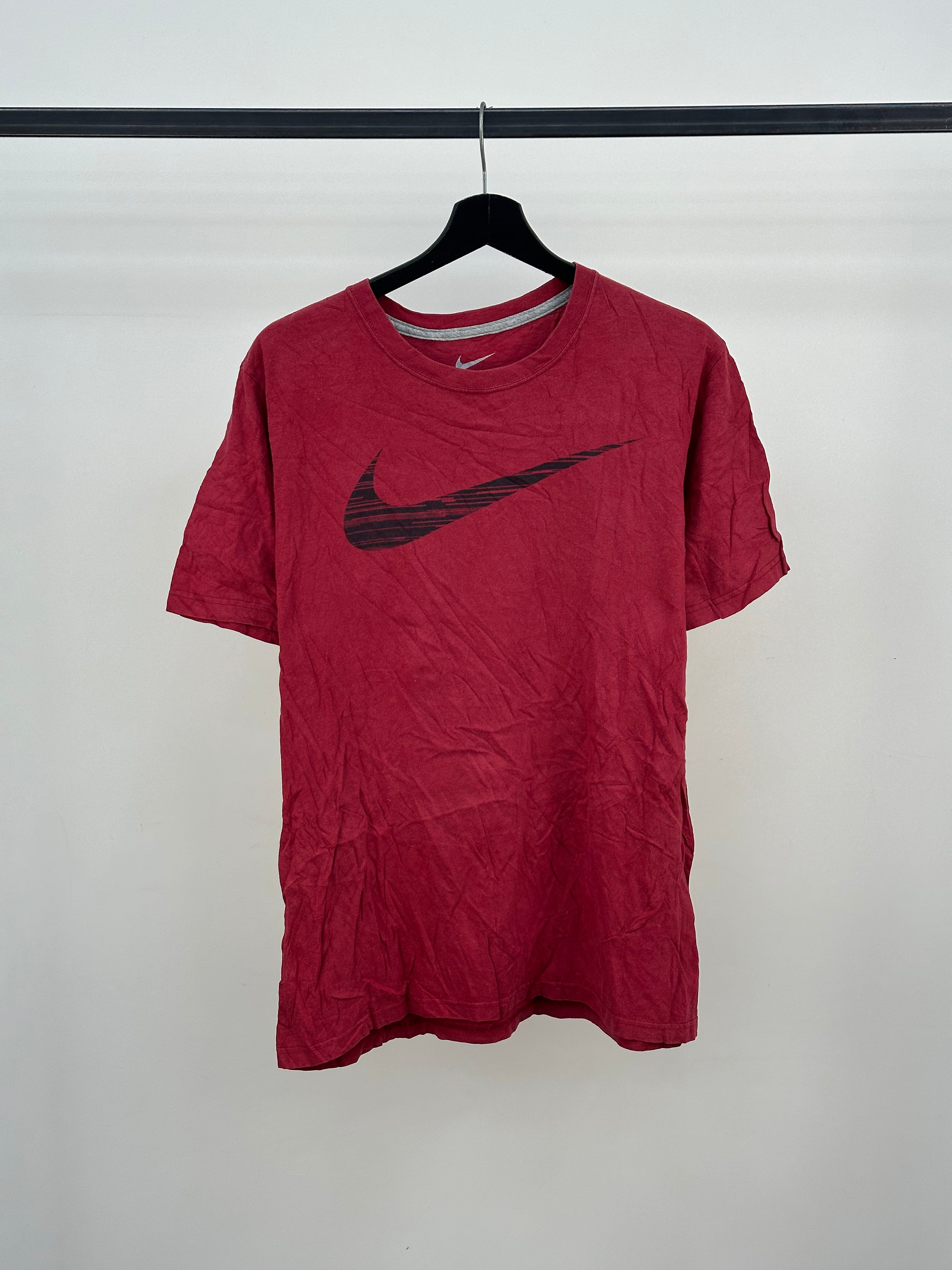 T-SHIRT NIKE TAGLIA: M