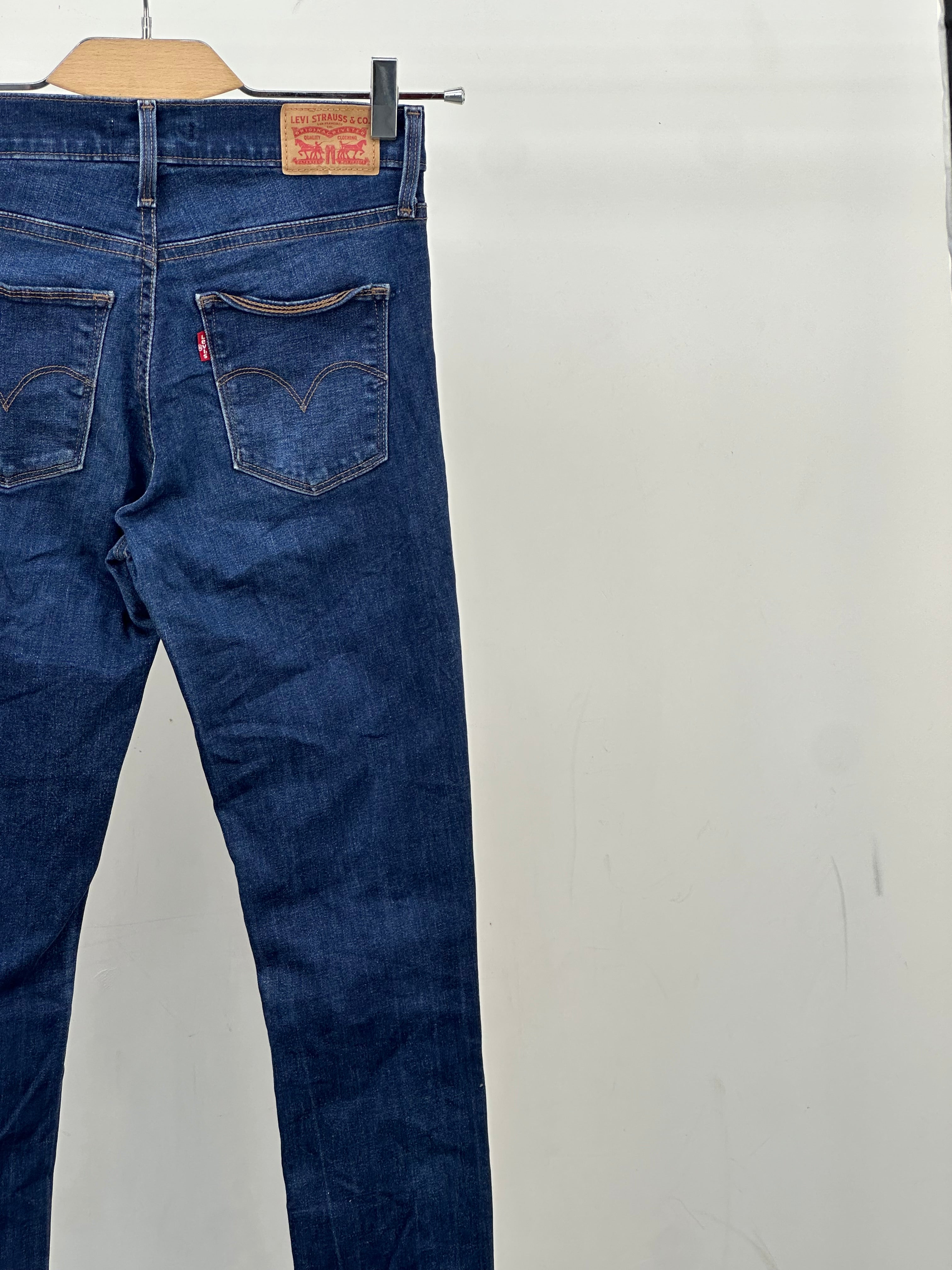LEVI'S SLIMMING SKINNY FIT: 41 ITA = W27 L34