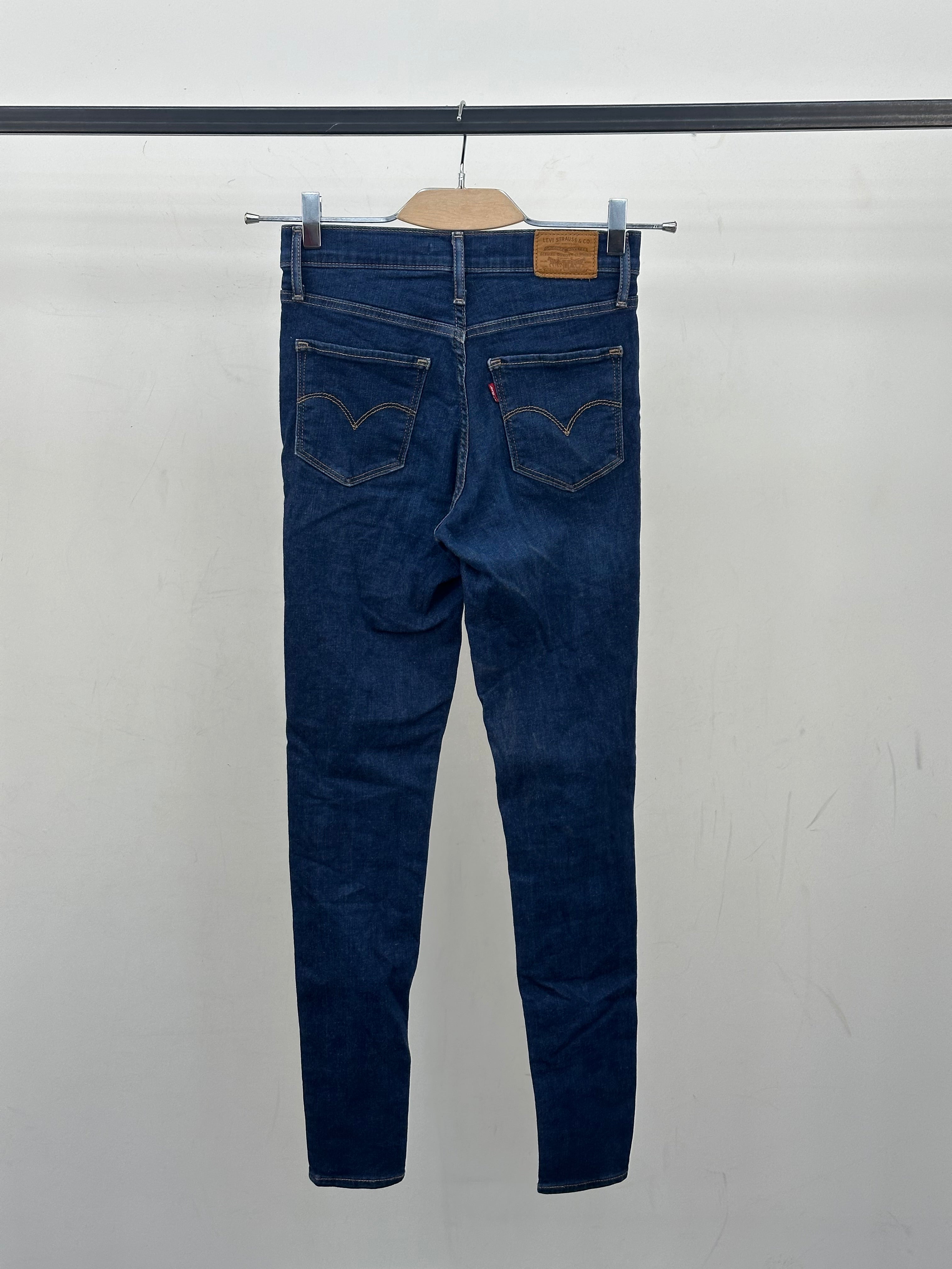 LEVI'S 720 HIGH RISE SUPER SKINNY FIT TAGLIA: 39 ITA = W25 L30