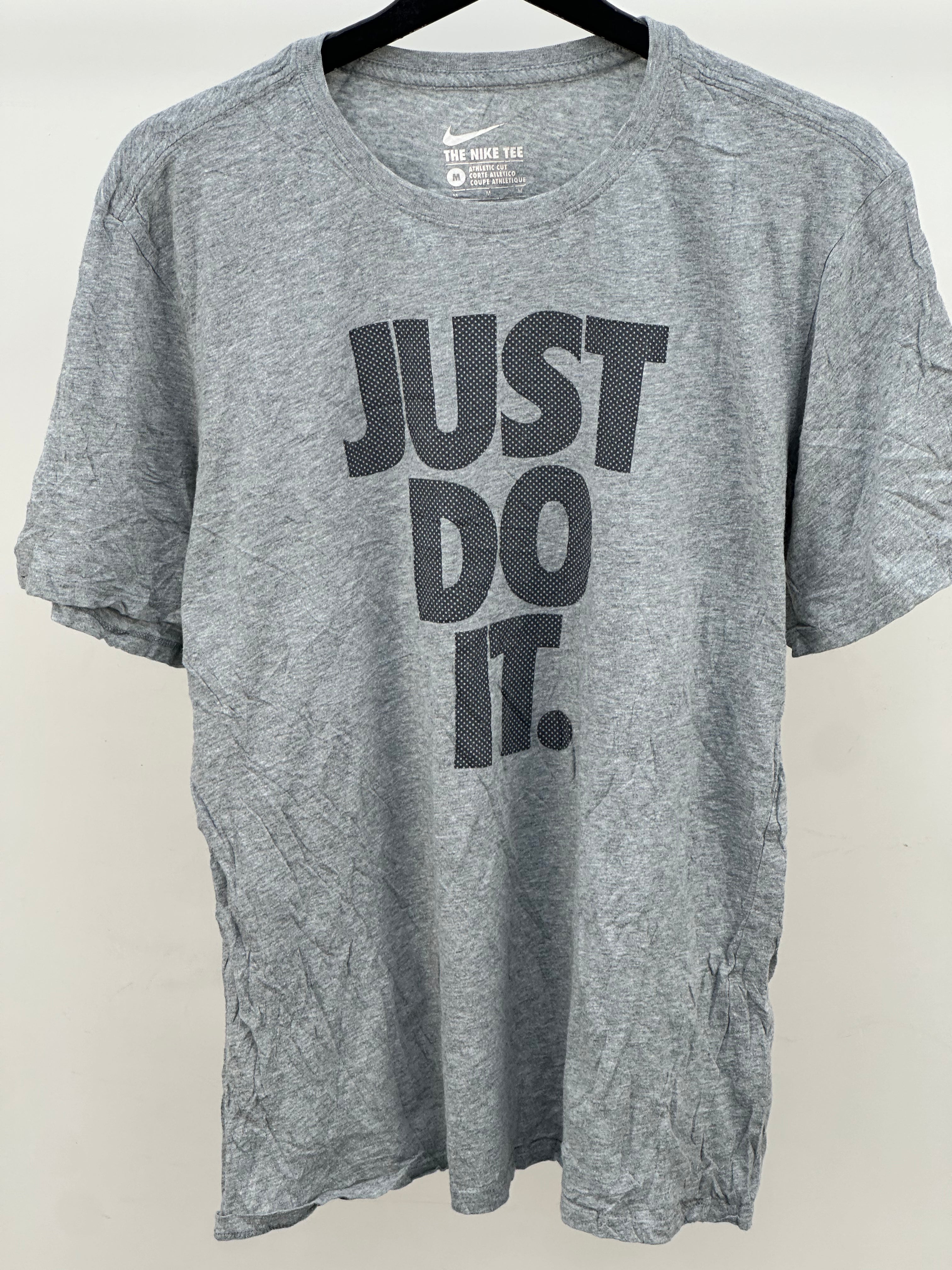 T-SHIRT NIKE TAGLIA : S