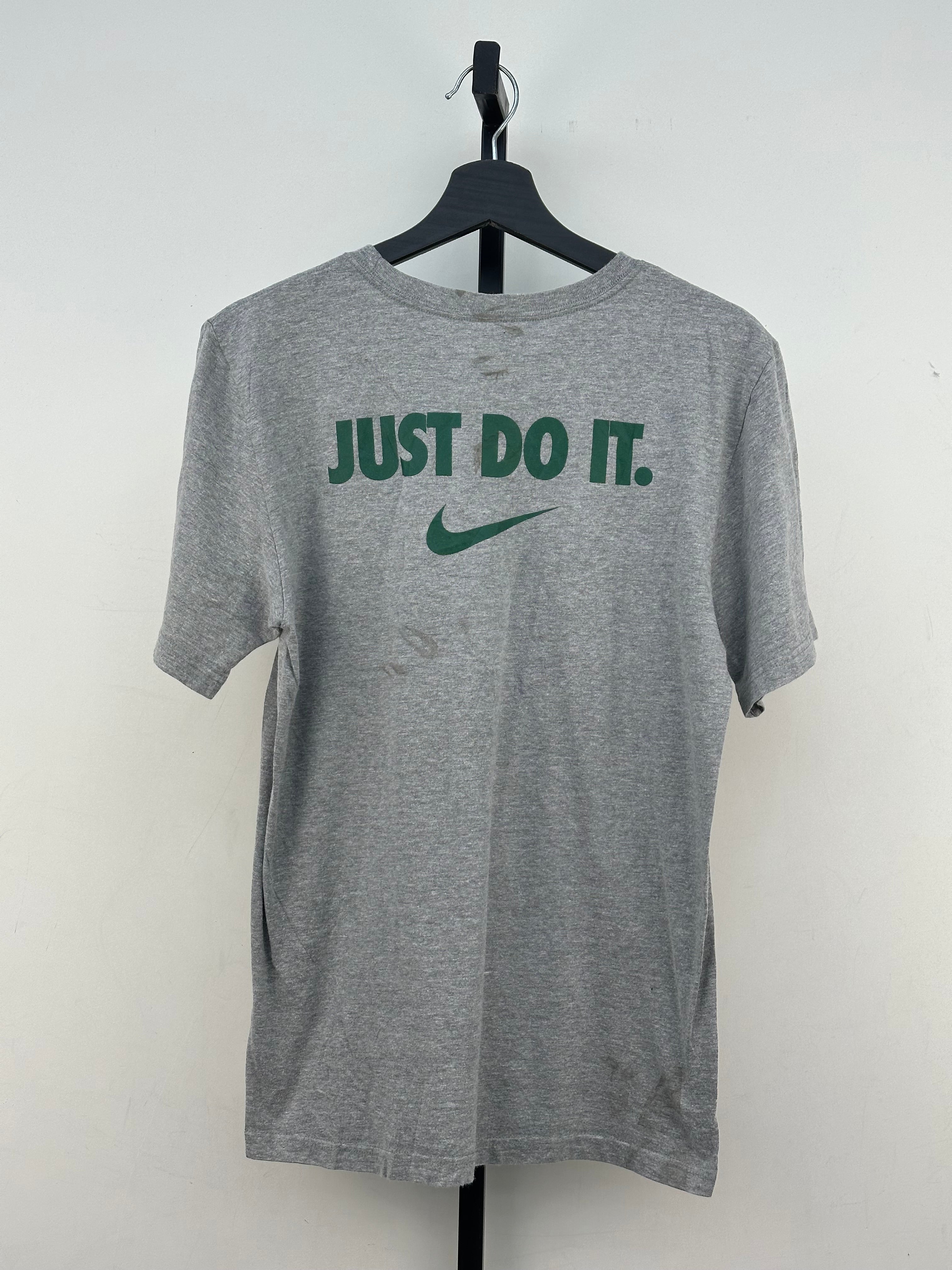 T-SHIRT NIKE TAGLIA: S