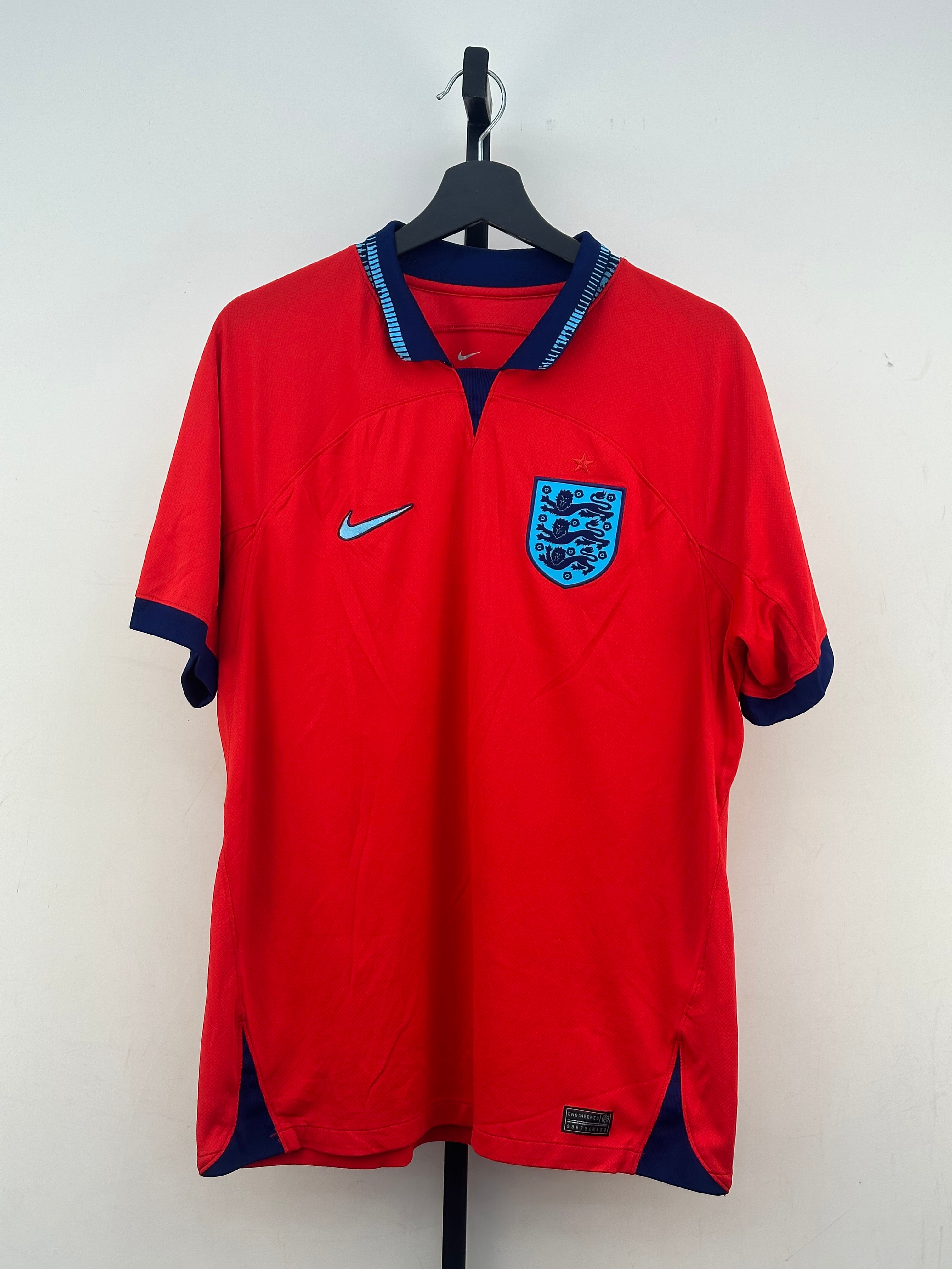 T-SHIRT THREE LIONS TAGLIA: L