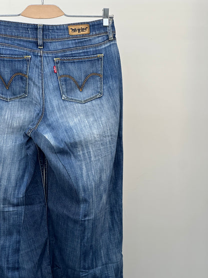 LEVI'S 472 BOOTCUT TAGLIA: 45 ITA = W31 L34